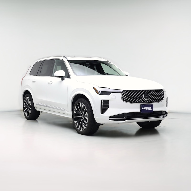 2025 Volvo XC90 B6 Plus