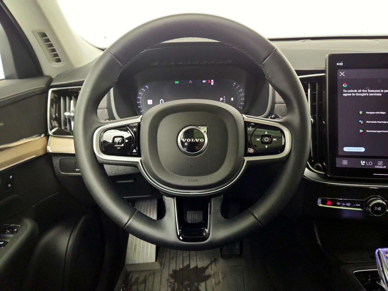 2025 Volvo XC90 Plus - Photo 11
