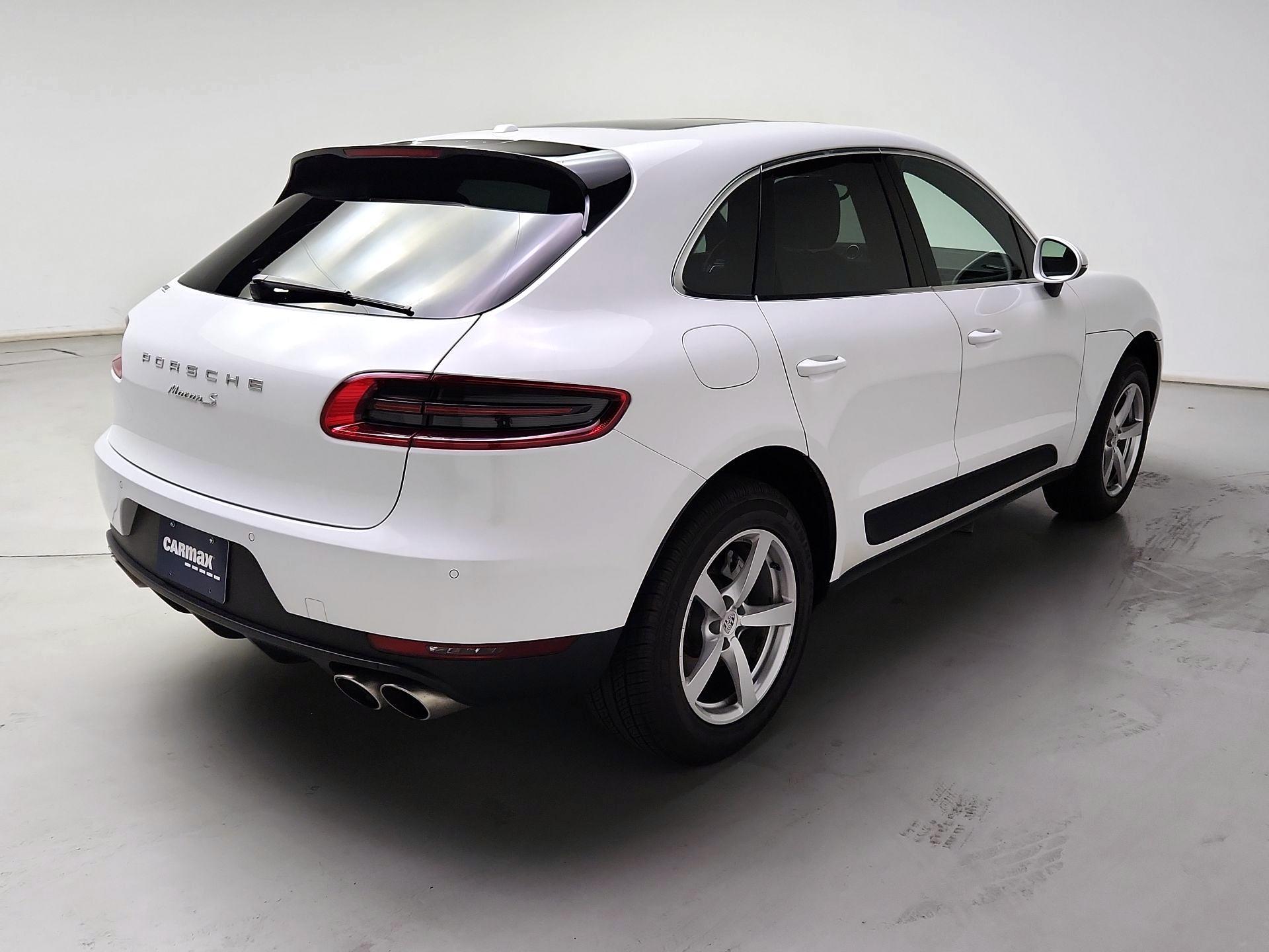 Thumbnail: 2017 Porsche Macan - 5