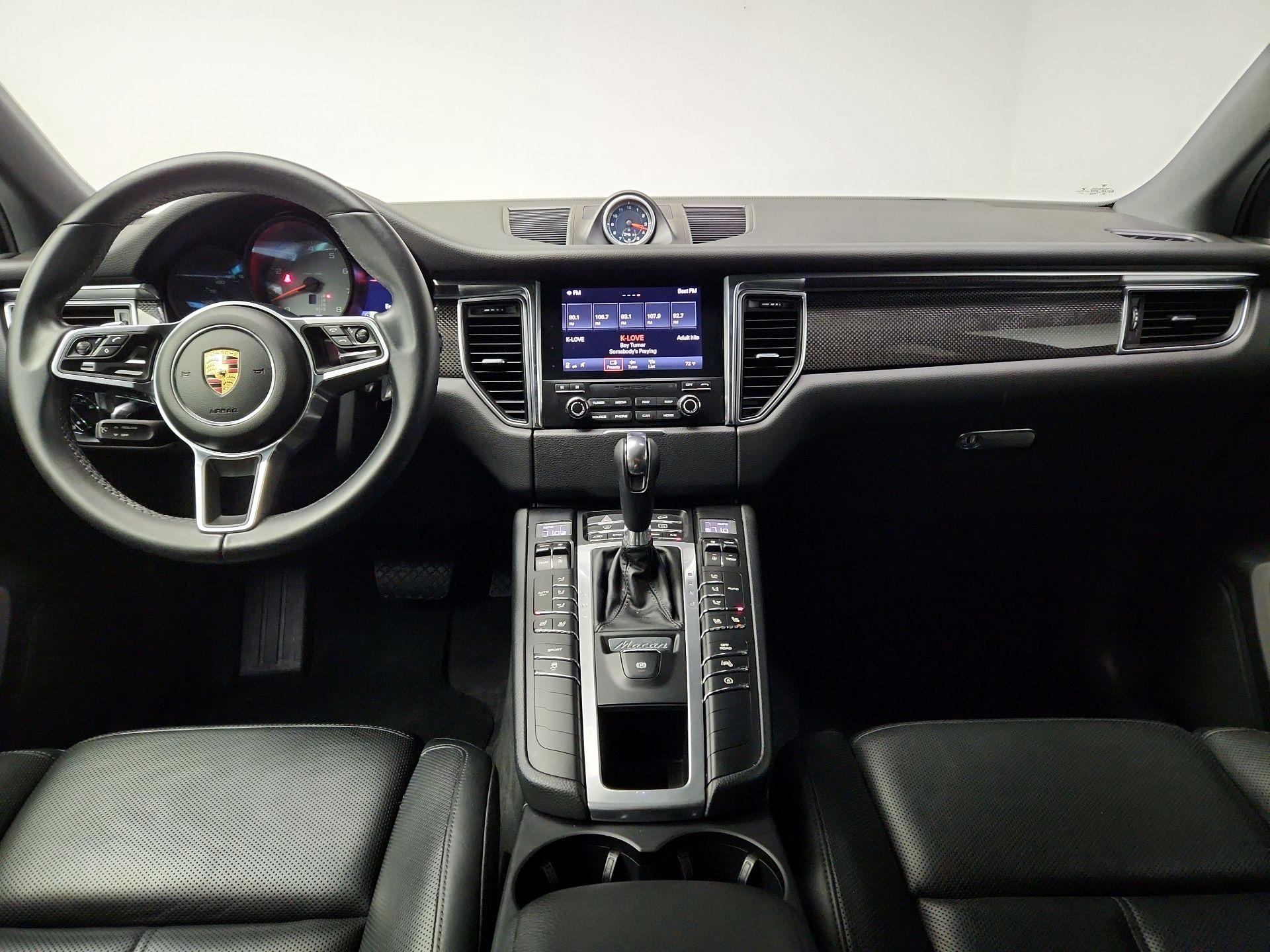 Thumbnail: 2017 Porsche Macan - 8
