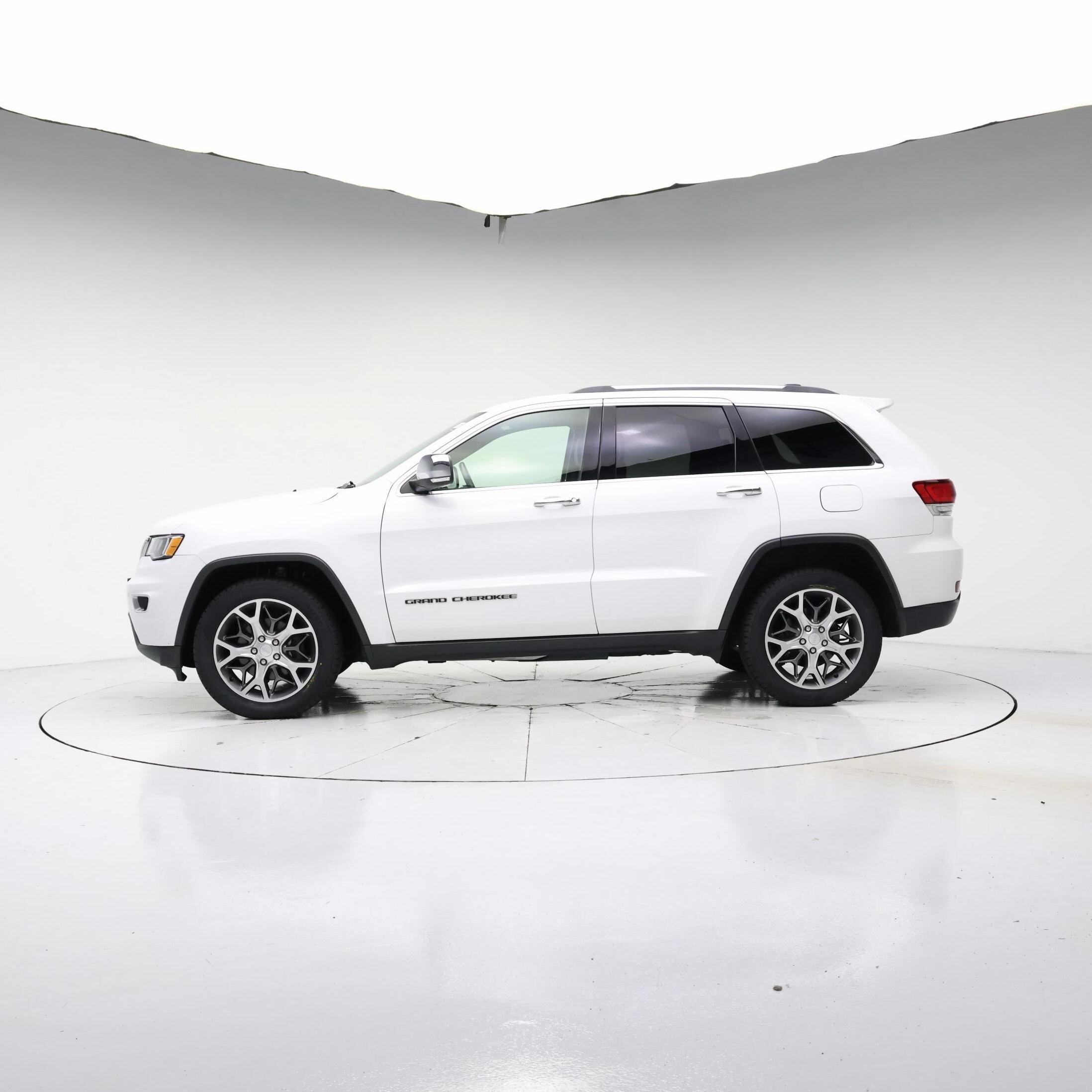 Thumbnail: 2020 Jeep Grand Cherokee - 3