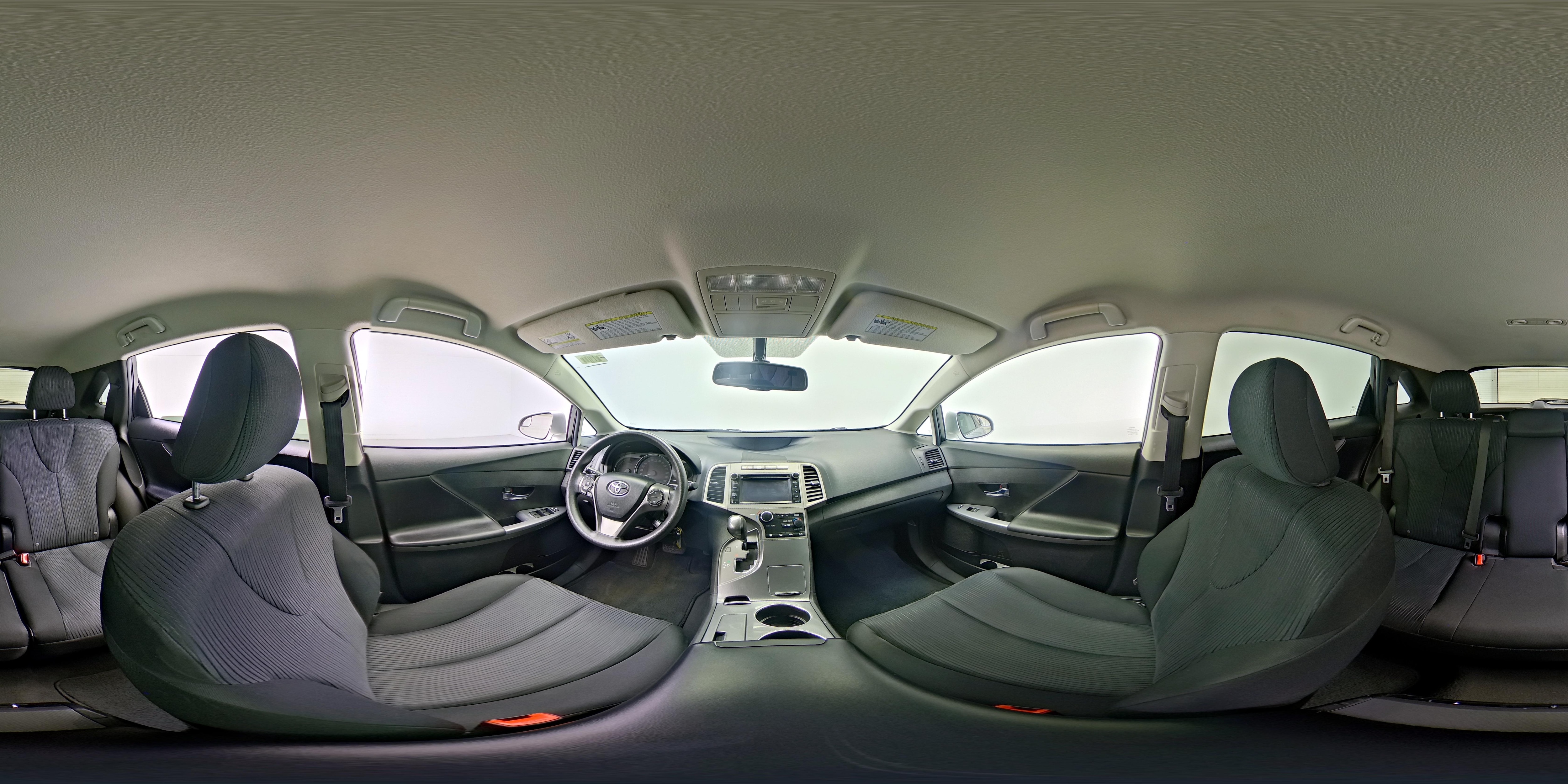 2014 Toyota Venza LE - Photo 22