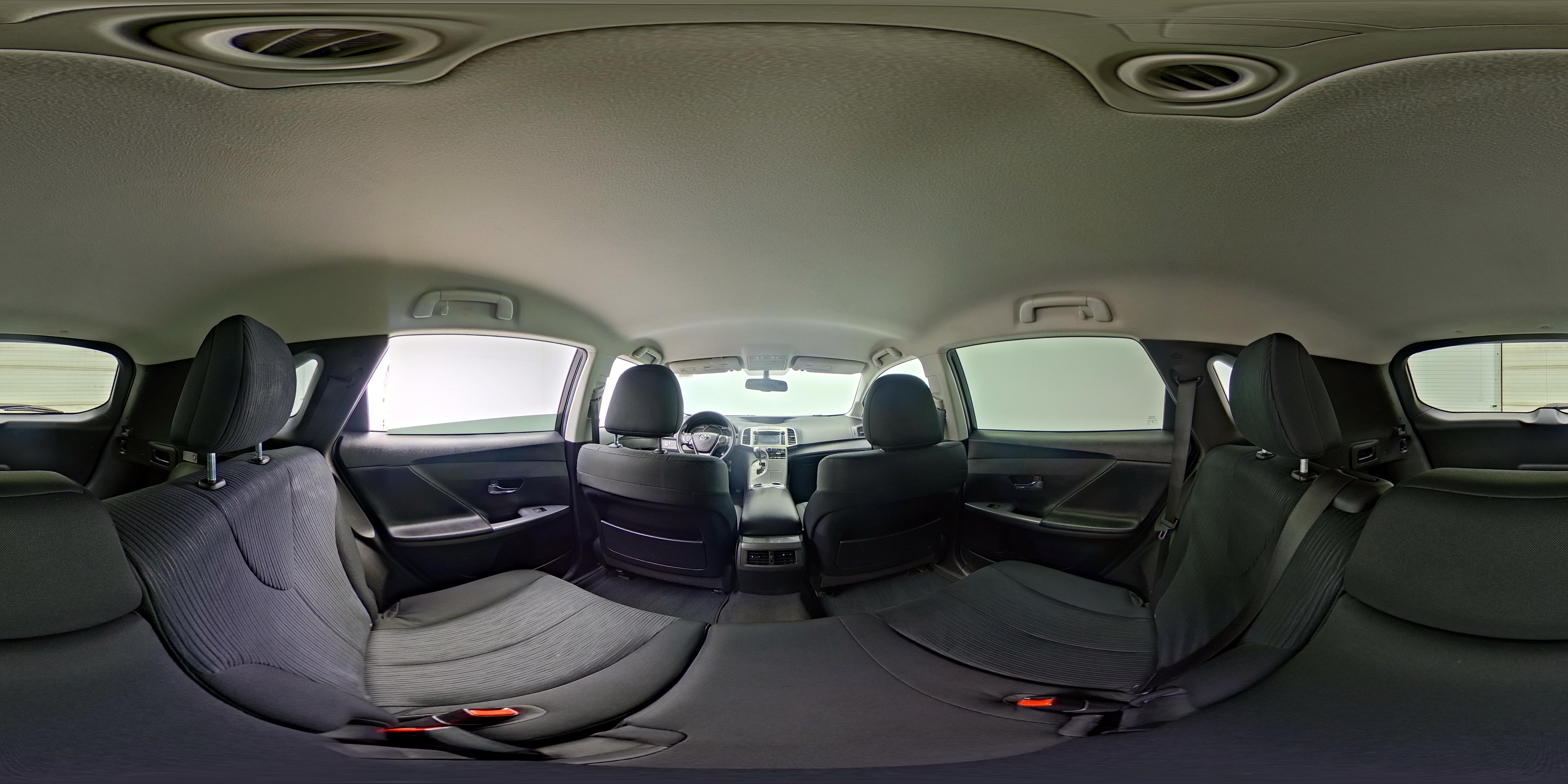 2014 Toyota Venza LE - Photo 23