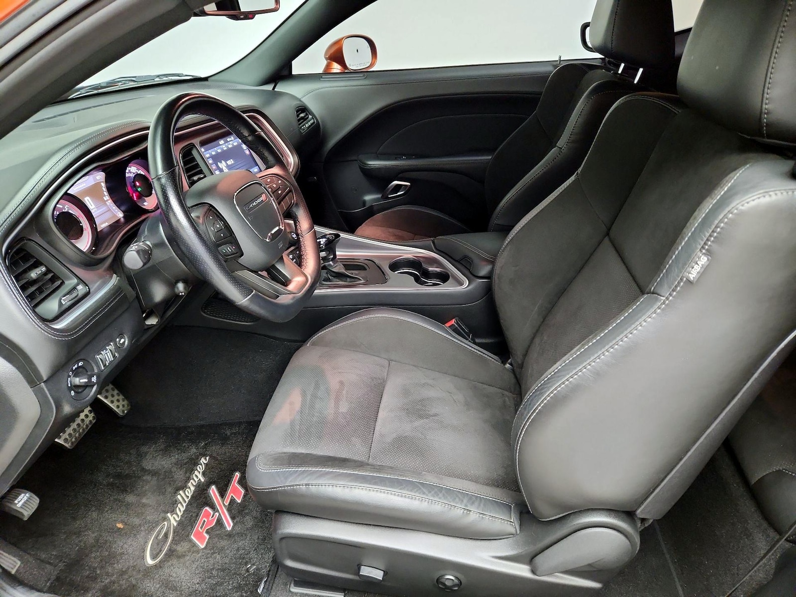 2020 Dodge Challenger R/T - Photo 10