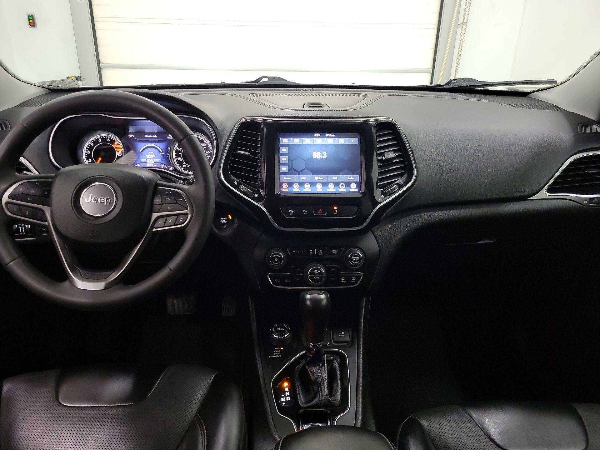 Thumbnail: 2022 Jeep Cherokee - 9