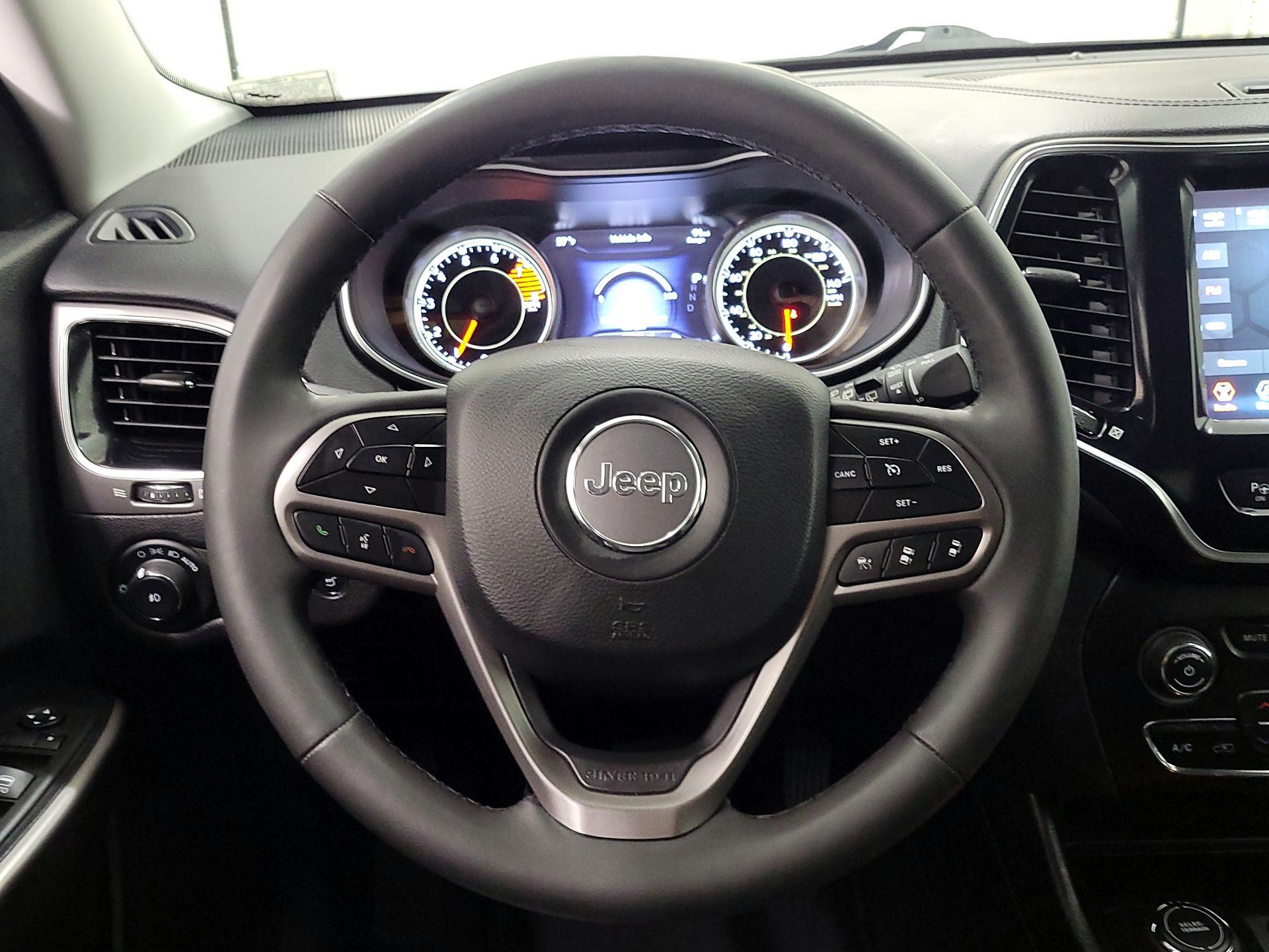 Thumbnail: 2022 Jeep Cherokee - 10