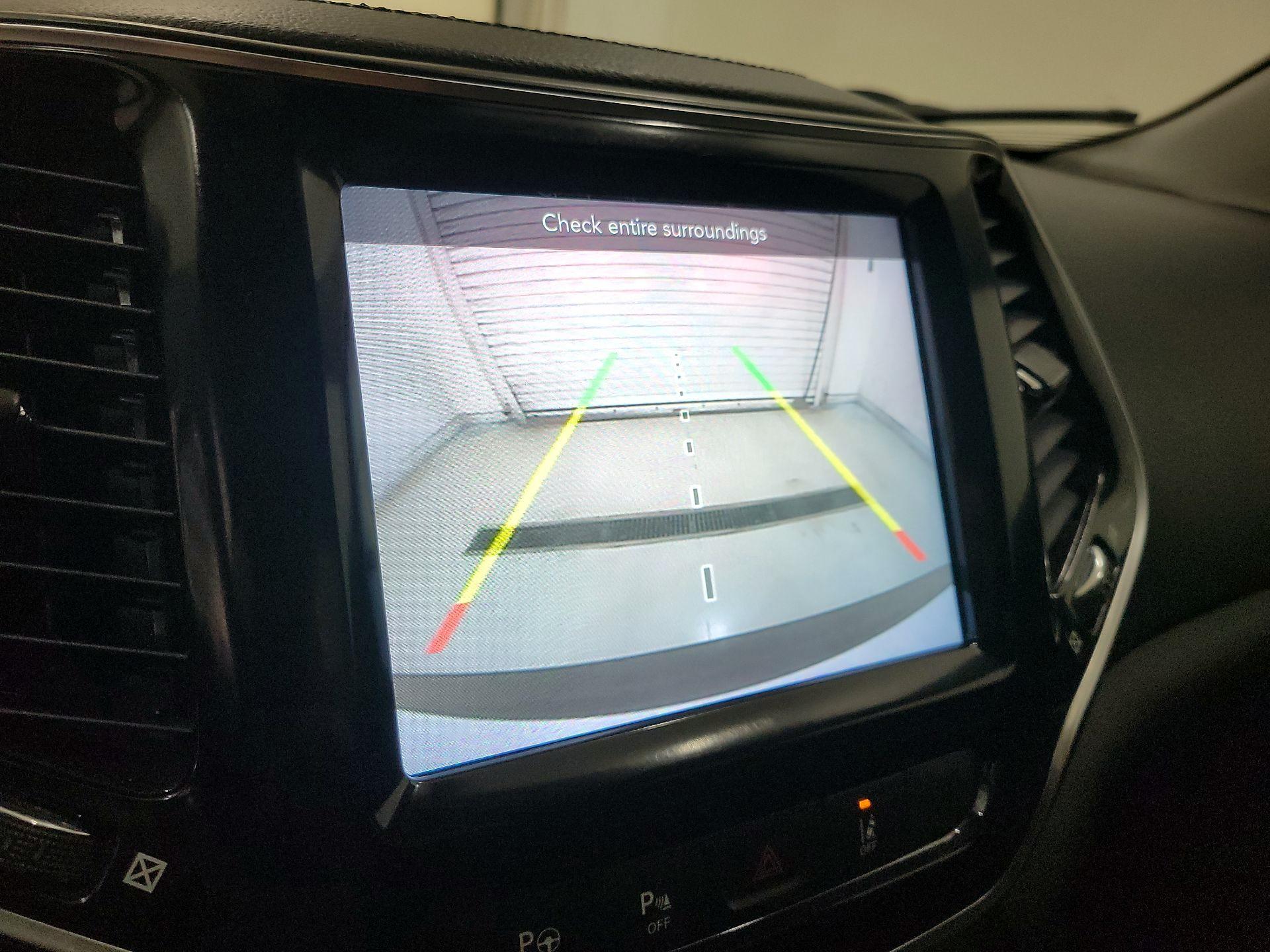 Thumbnail: 2022 Jeep Cherokee - 14