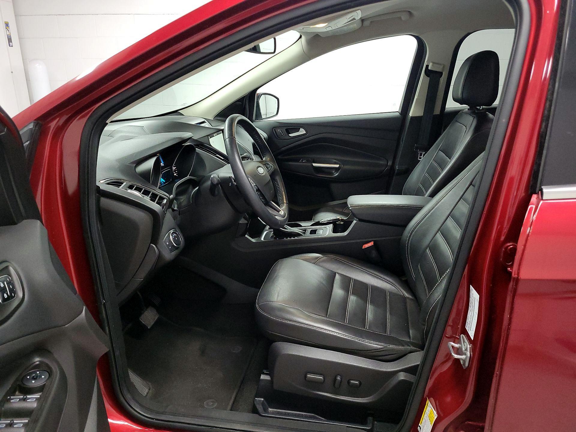 Thumbnail: 2017 Ford Escape - 11