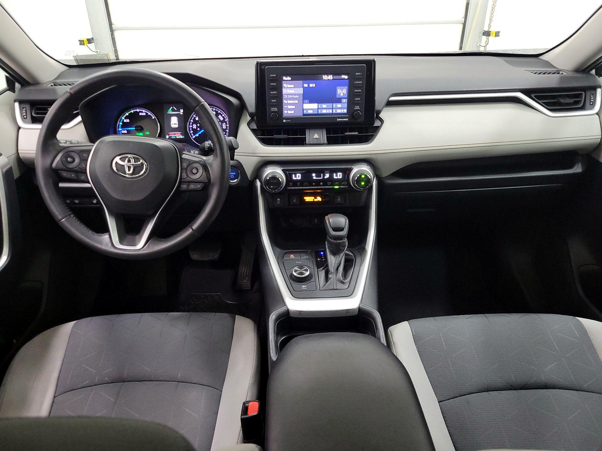 Thumbnail: 2020 Toyota RAV4 - 8