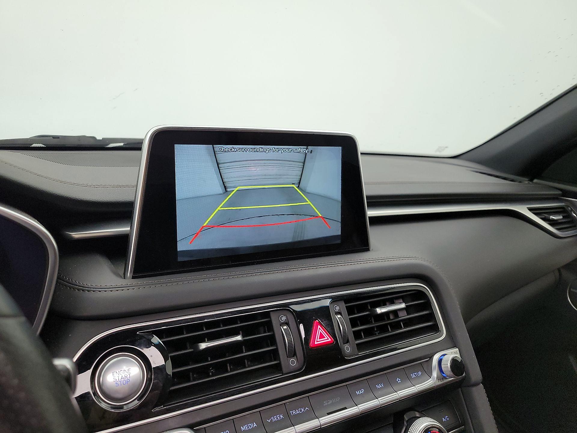 Thumbnail: 2021 Genesis G70 - 13