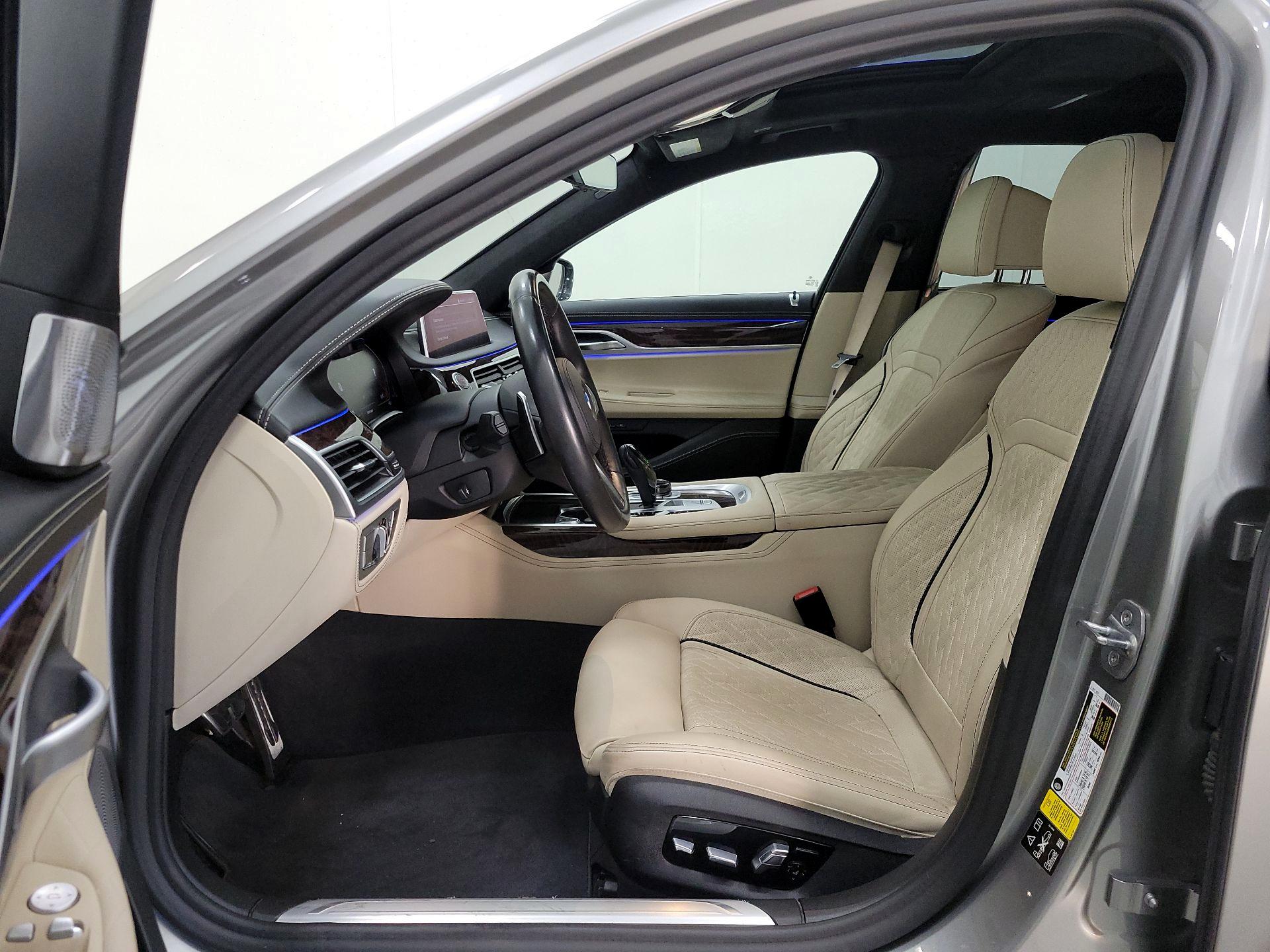 Thumbnail: 2020 BMW 7 Series - 11