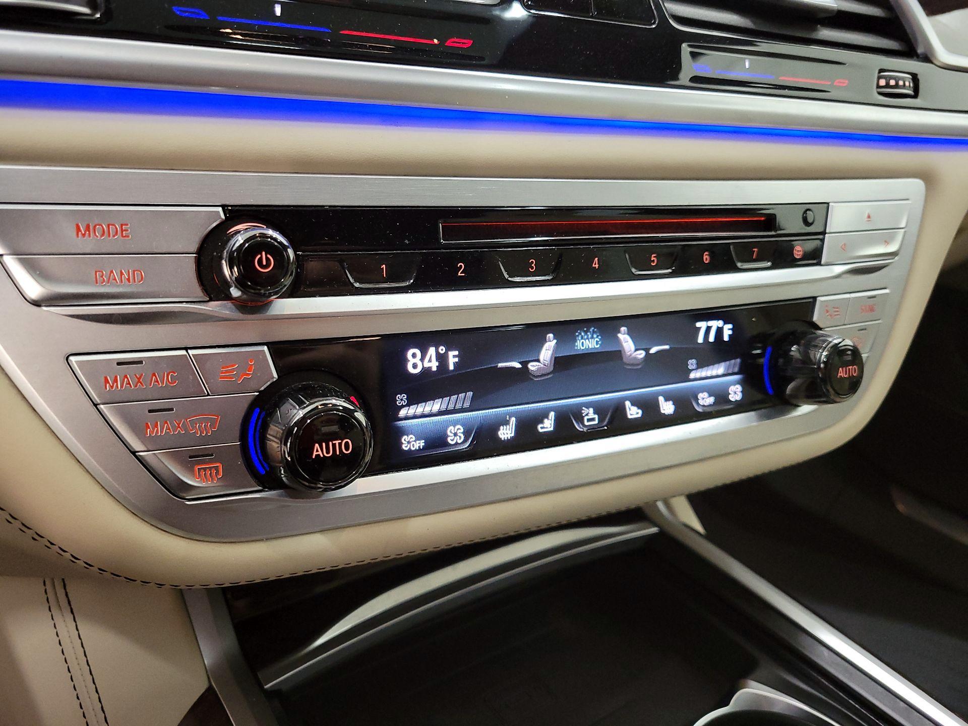 Thumbnail: 2020 BMW 7 Series - 17