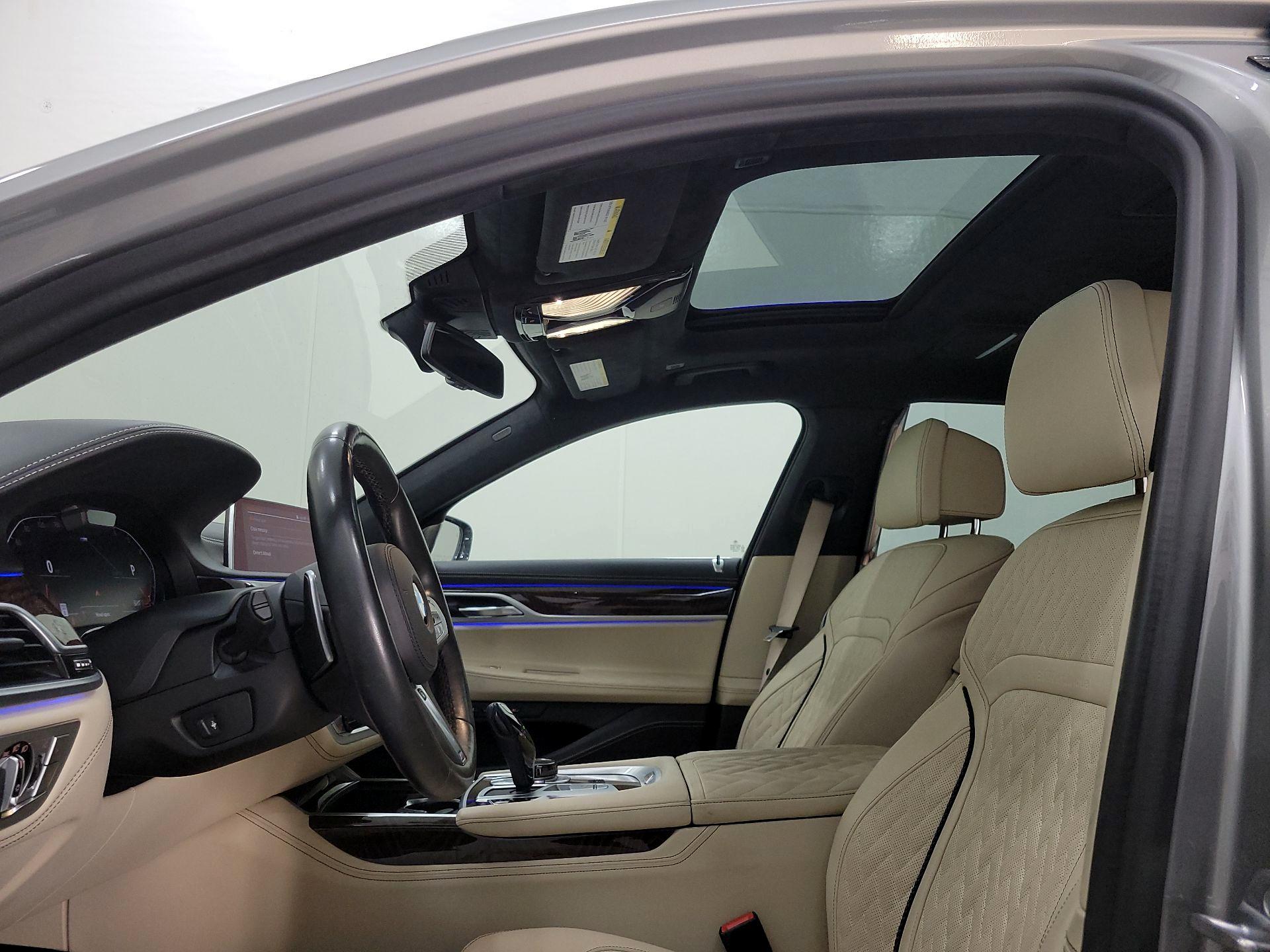 Thumbnail: 2020 BMW 7 Series - 20