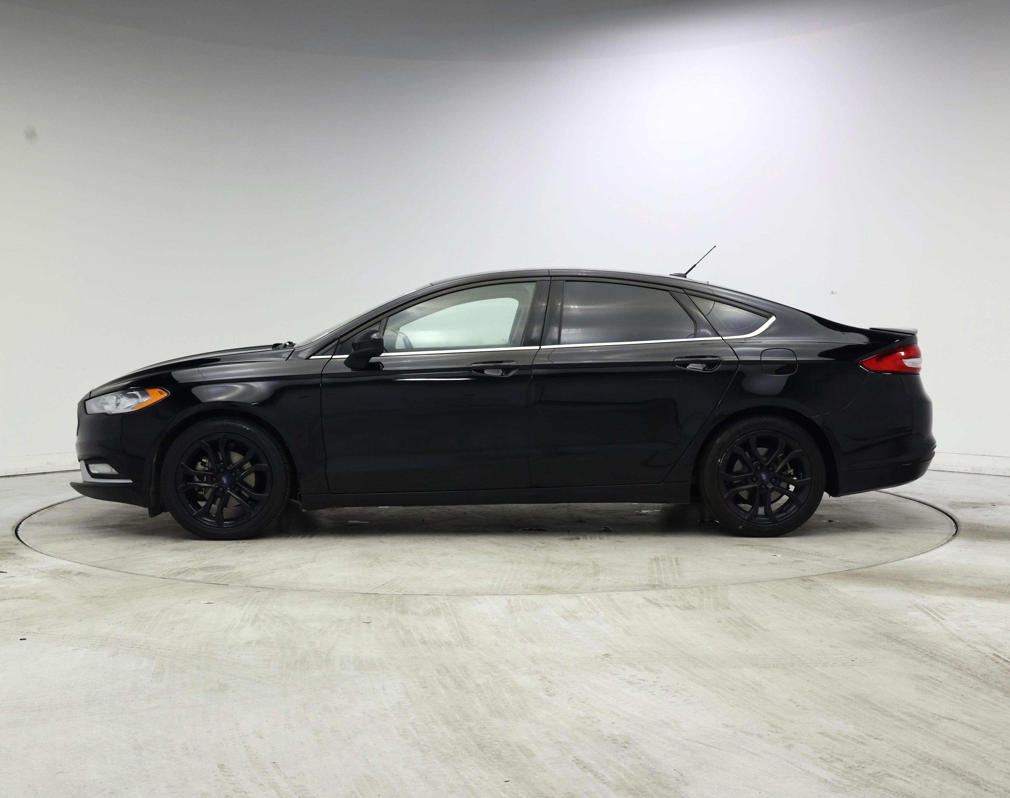 Thumbnail: 2017 Ford Fusion - 3