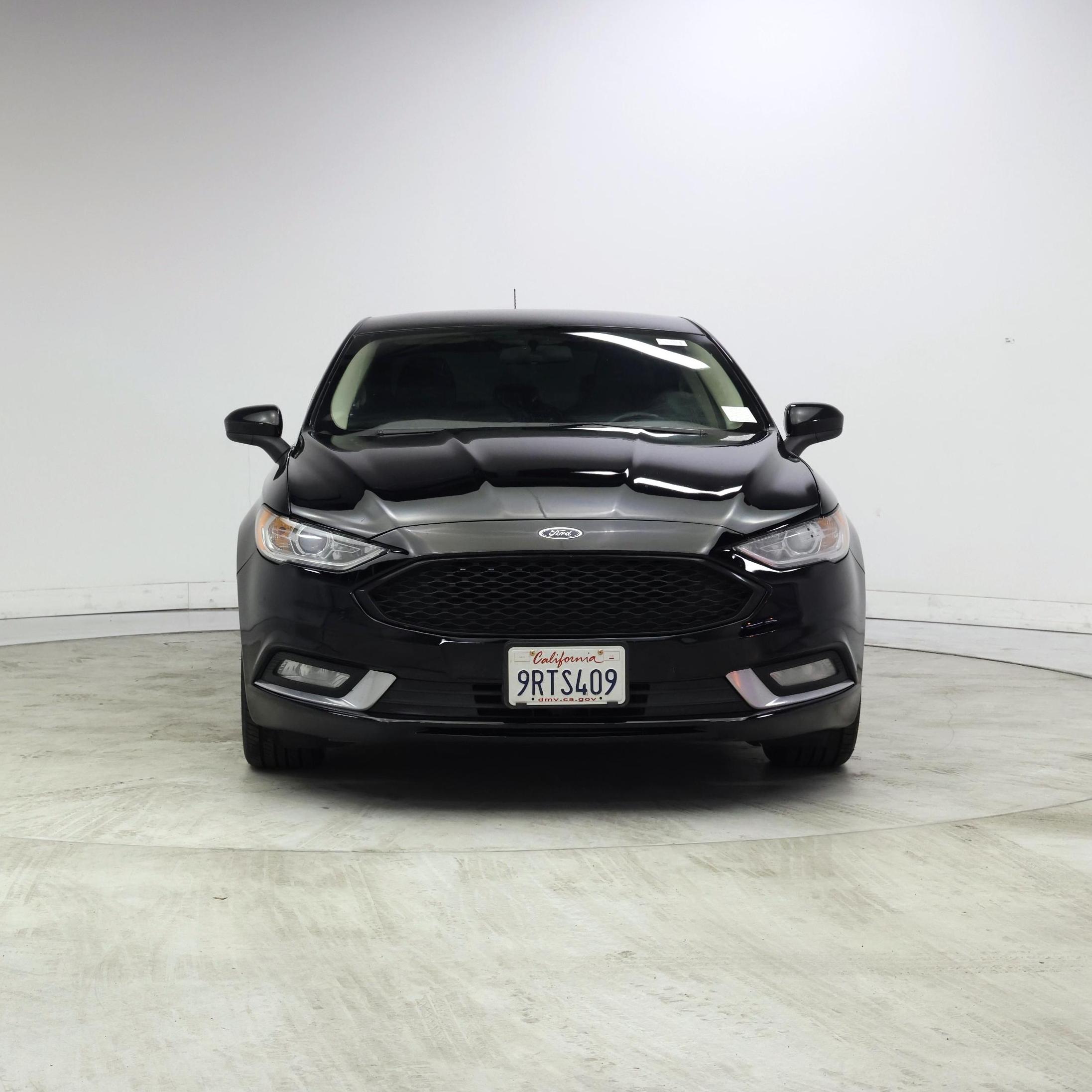 Thumbnail: 2017 Ford Fusion - 5