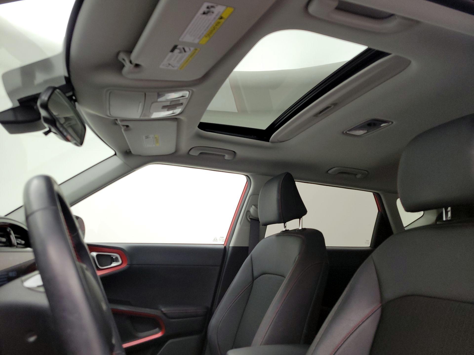 Thumbnail: 2023 Kia Soul - 20