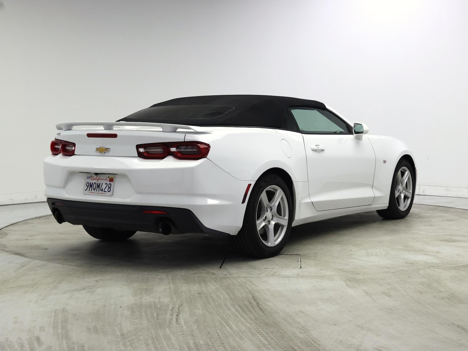 2020 Chevrolet Camaro 1LT - Photo 9