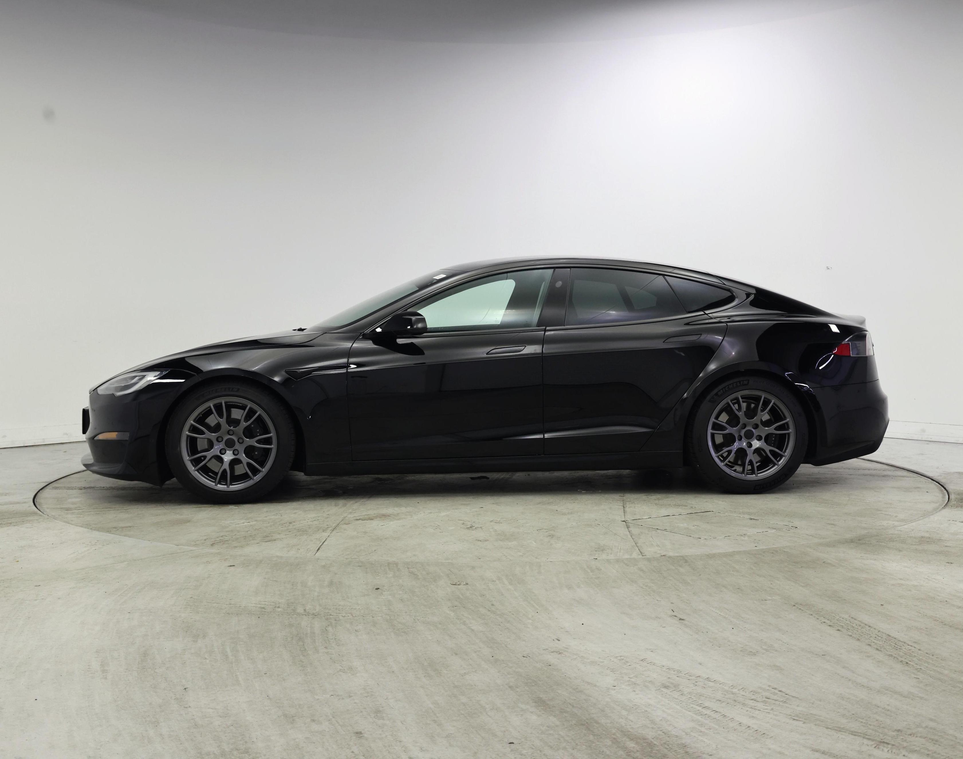 Thumbnail: 2022 Tesla Model S - 3