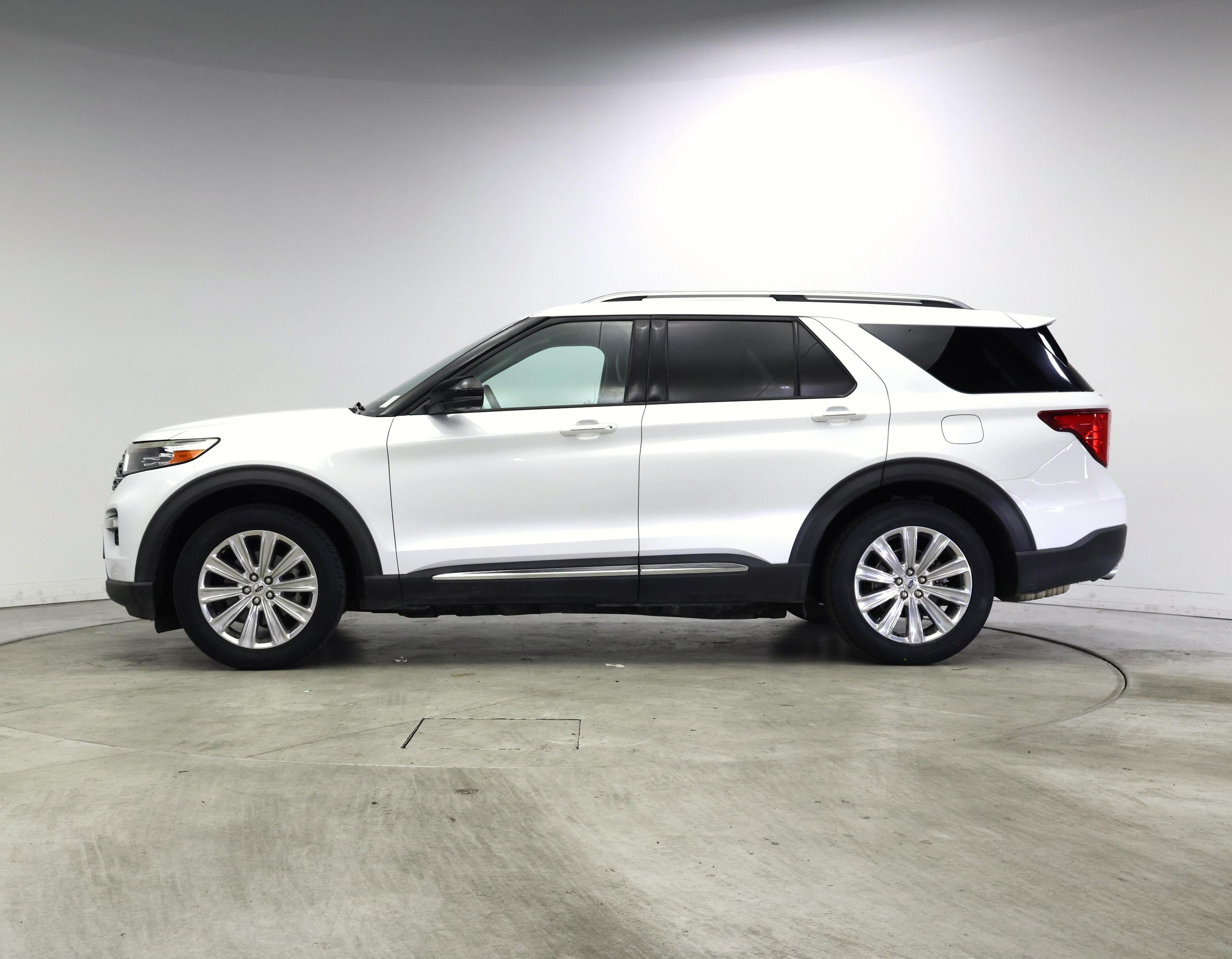 Thumbnail: 2021 Ford Explorer - 3