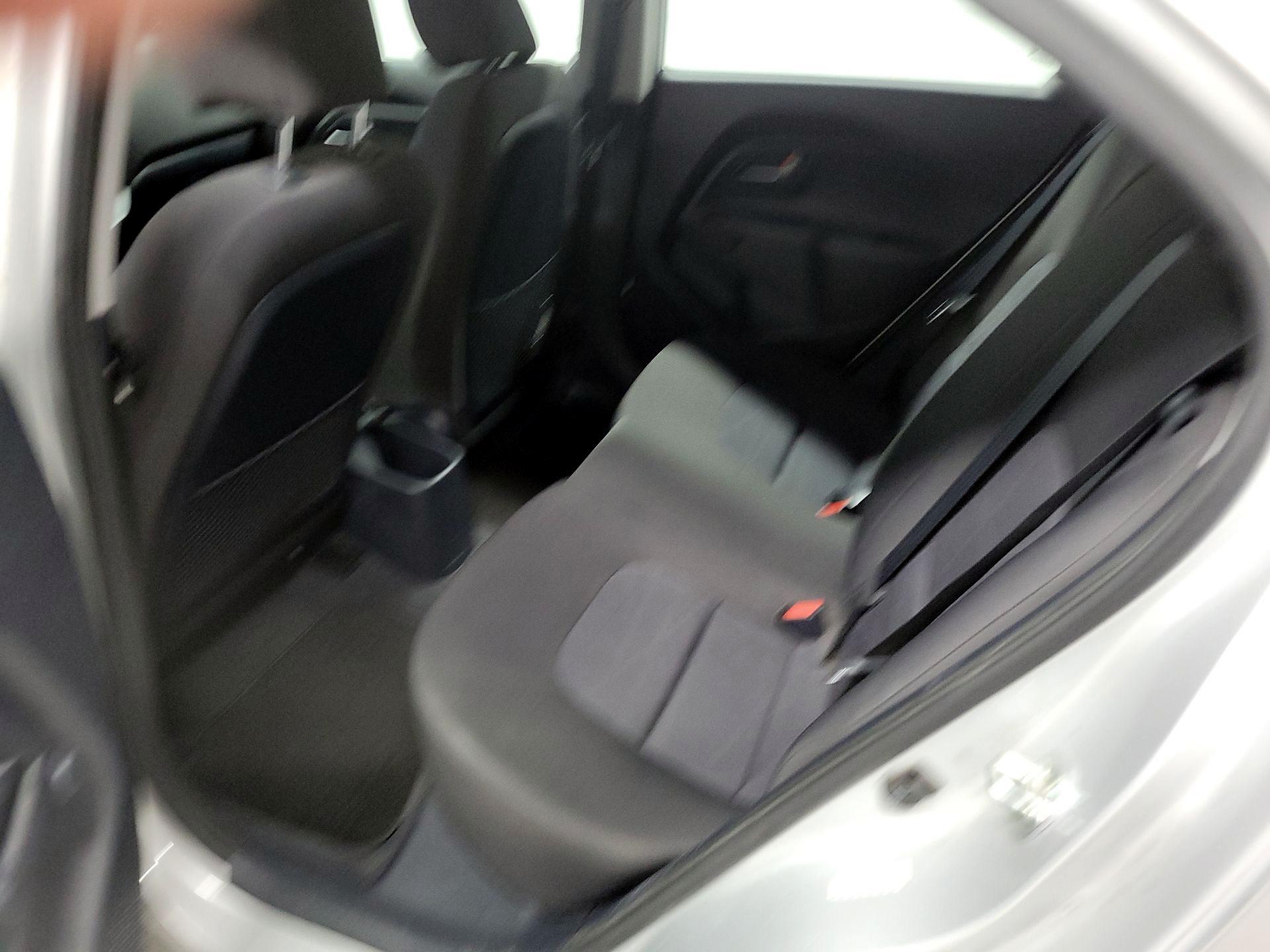 Thumbnail: 2016 Kia Rio5 - 17