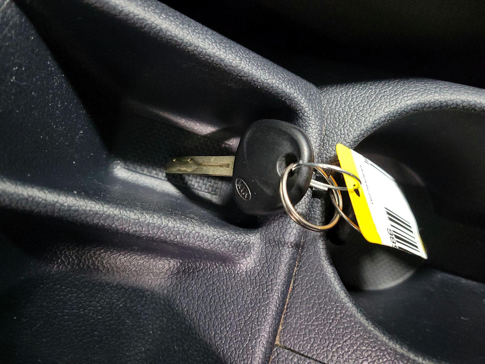 Thumbnail: 2016 Kia Rio5 - 20