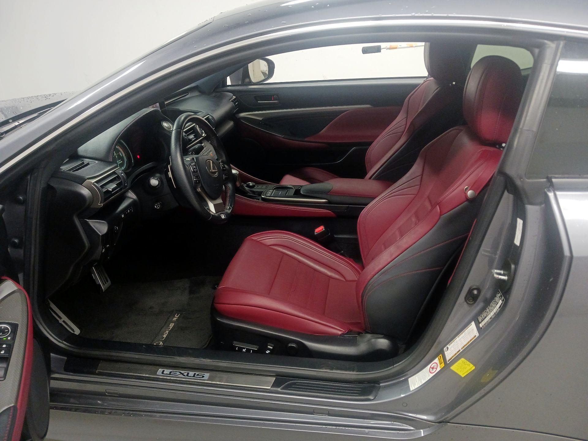 Thumbnail: 2016 Lexus RC - 11