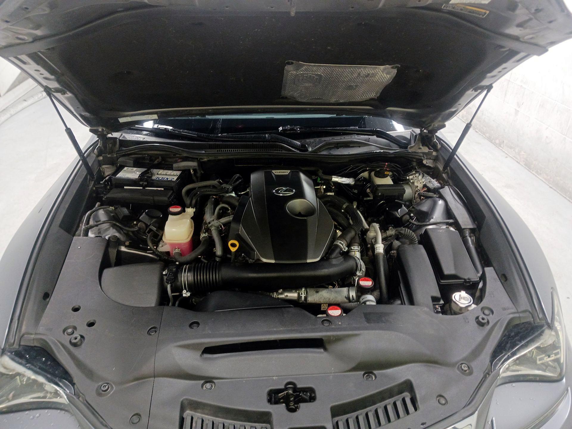 Thumbnail: 2016 Lexus RC - 19