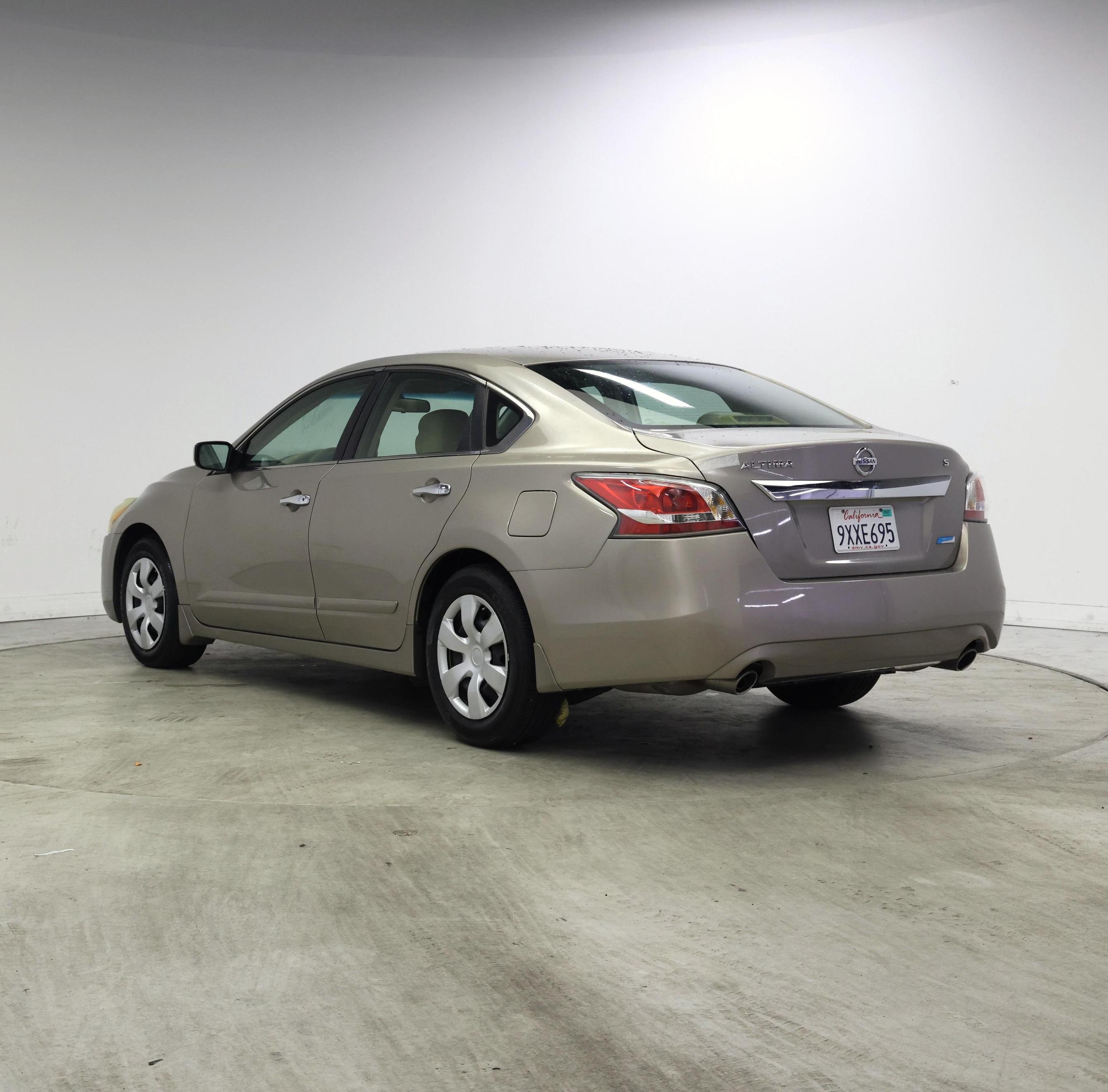 Thumbnail: 2014 Nissan Altima - 2