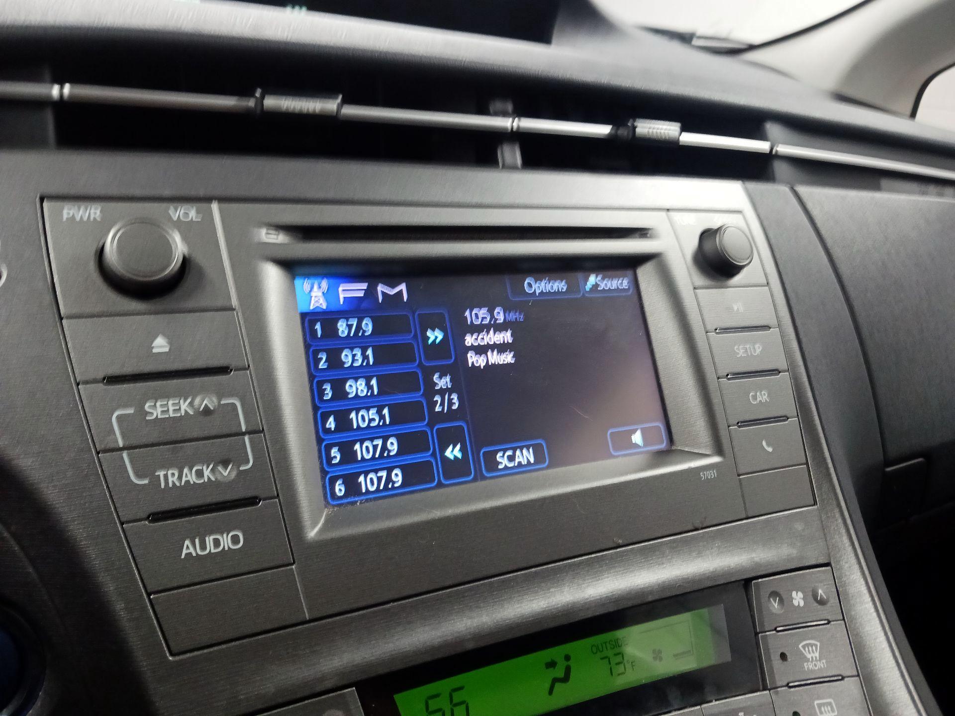 Thumbnail: 2015 Toyota Prius - 13