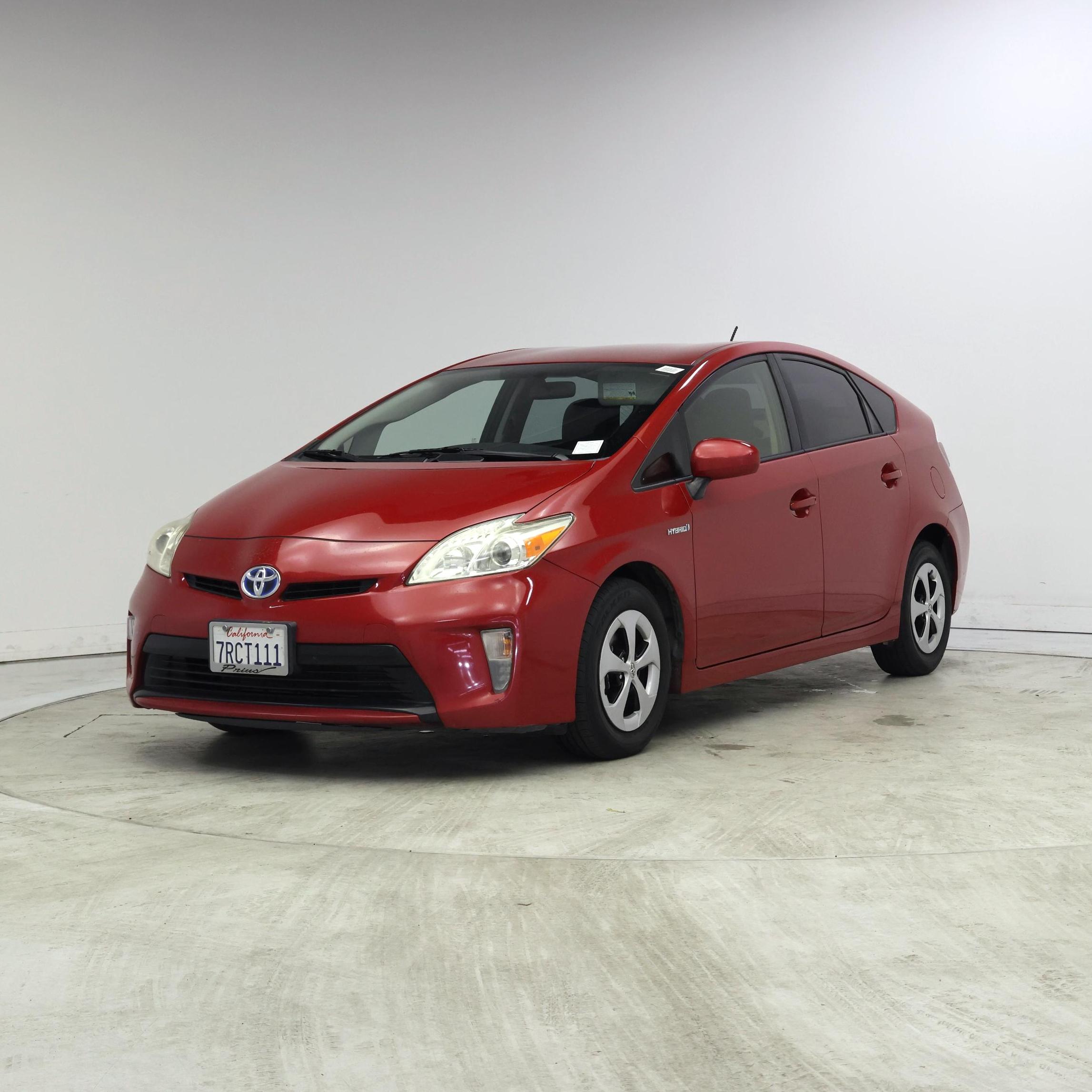 Thumbnail: 2015 Toyota Prius - 4