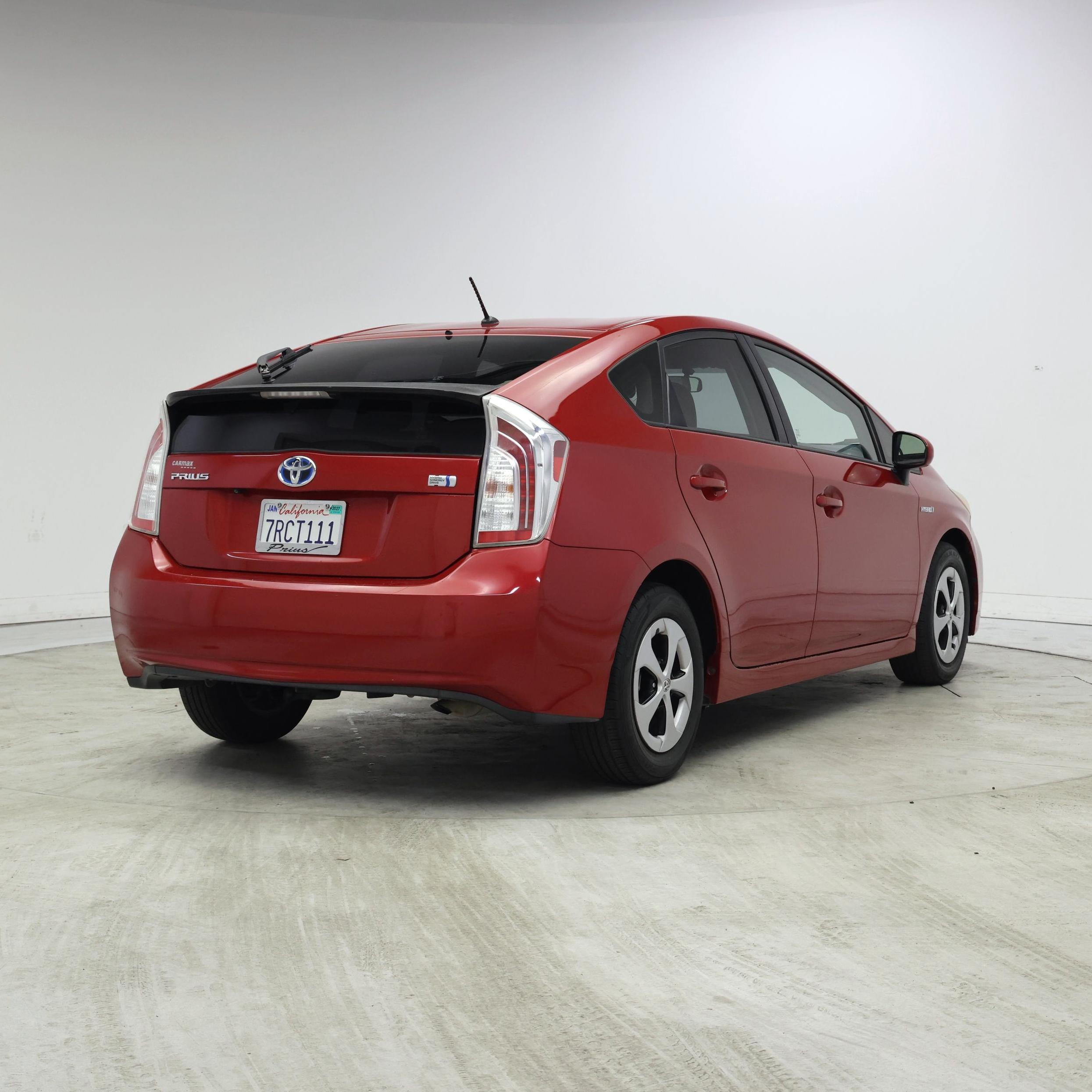 Thumbnail: 2015 Toyota Prius - 8