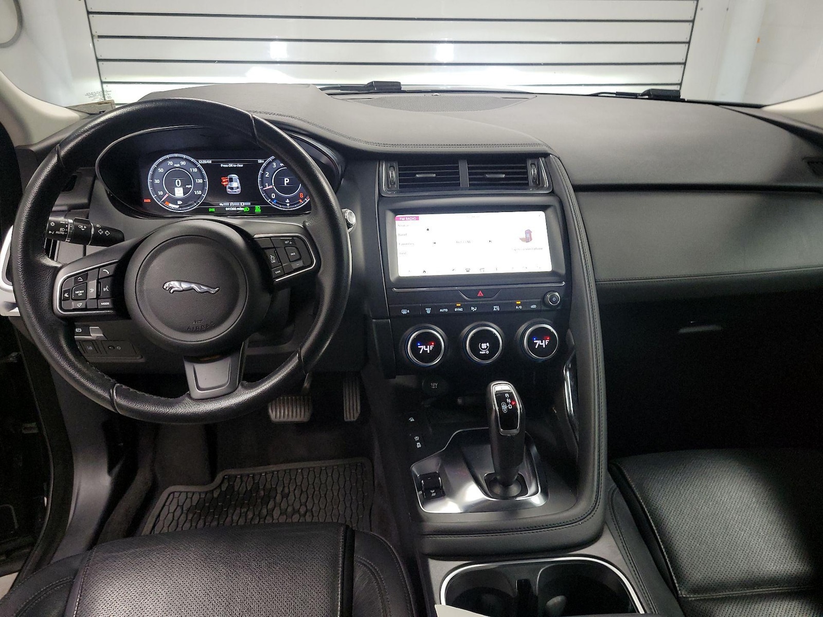 2020 Jaguar E-PACE SE - Photo 10