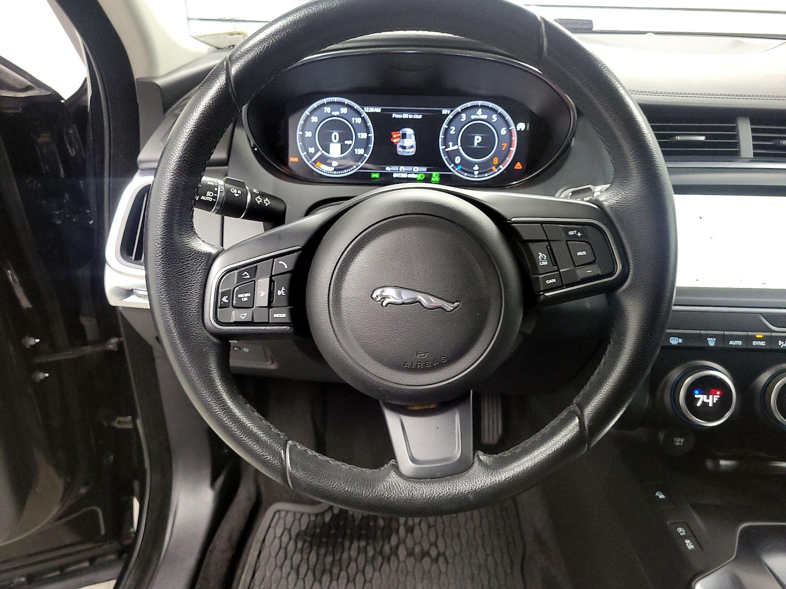 2020 Jaguar E-PACE SE - Photo 11