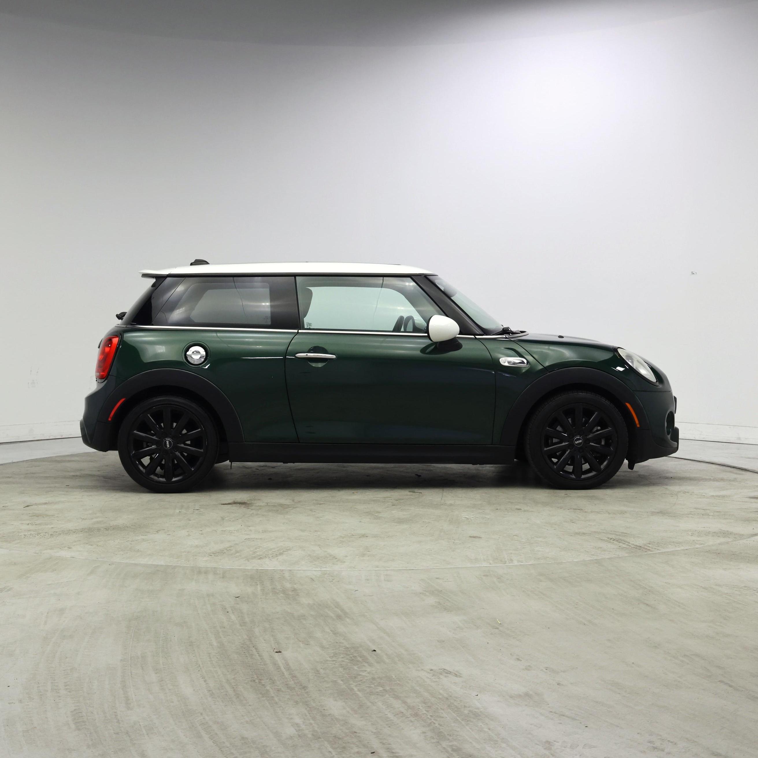 Thumbnail: 2015 MINI Cooper Hardtop - 7