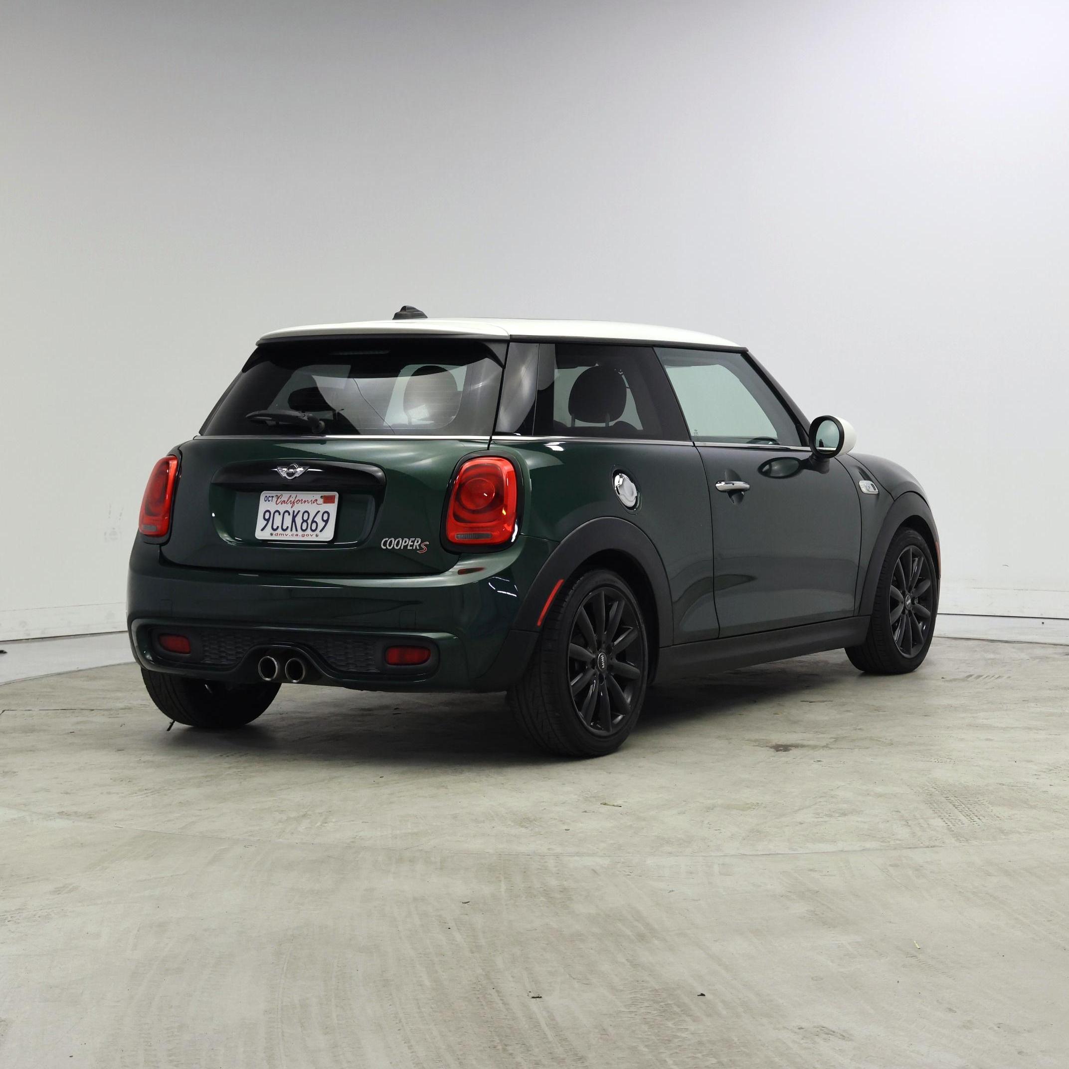 Thumbnail: 2015 MINI Cooper Hardtop - 8