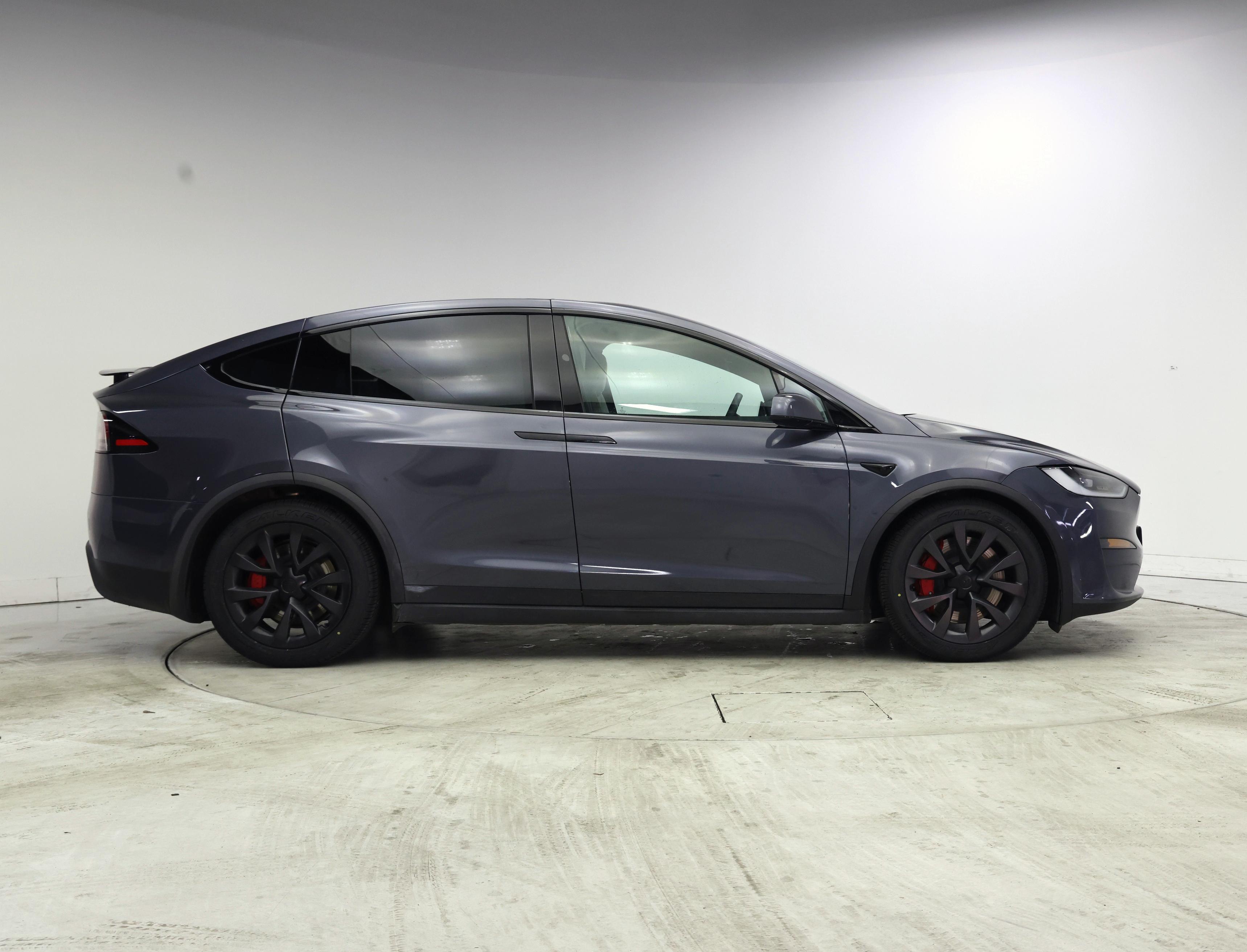 Thumbnail: 2023 Tesla Model X - 7