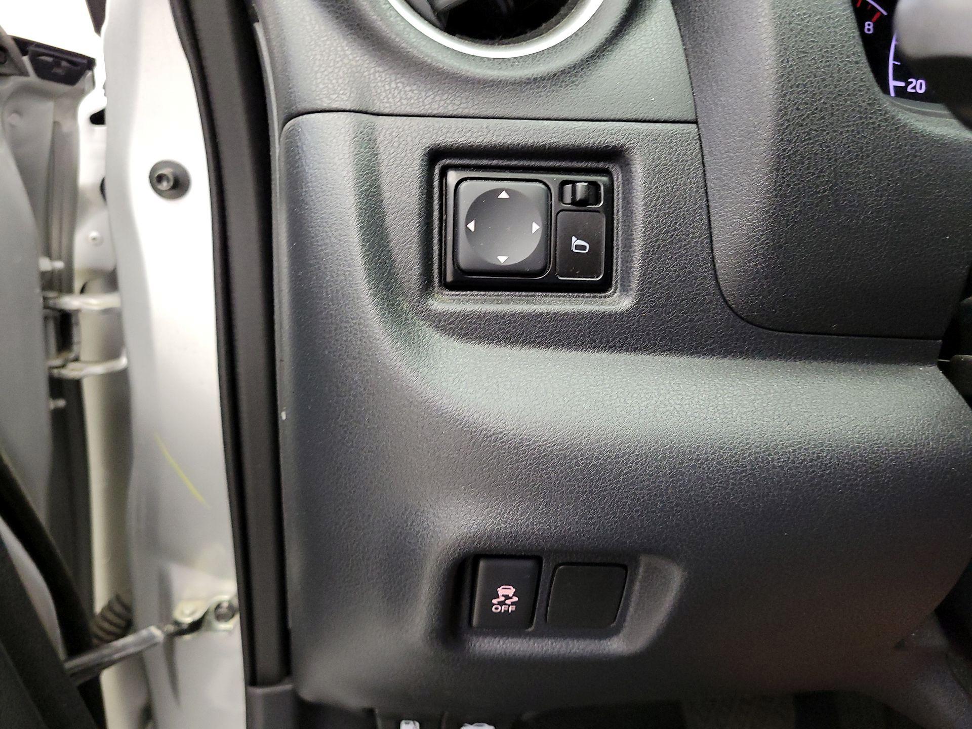 Thumbnail: 2019 Nissan Versa Note - 11