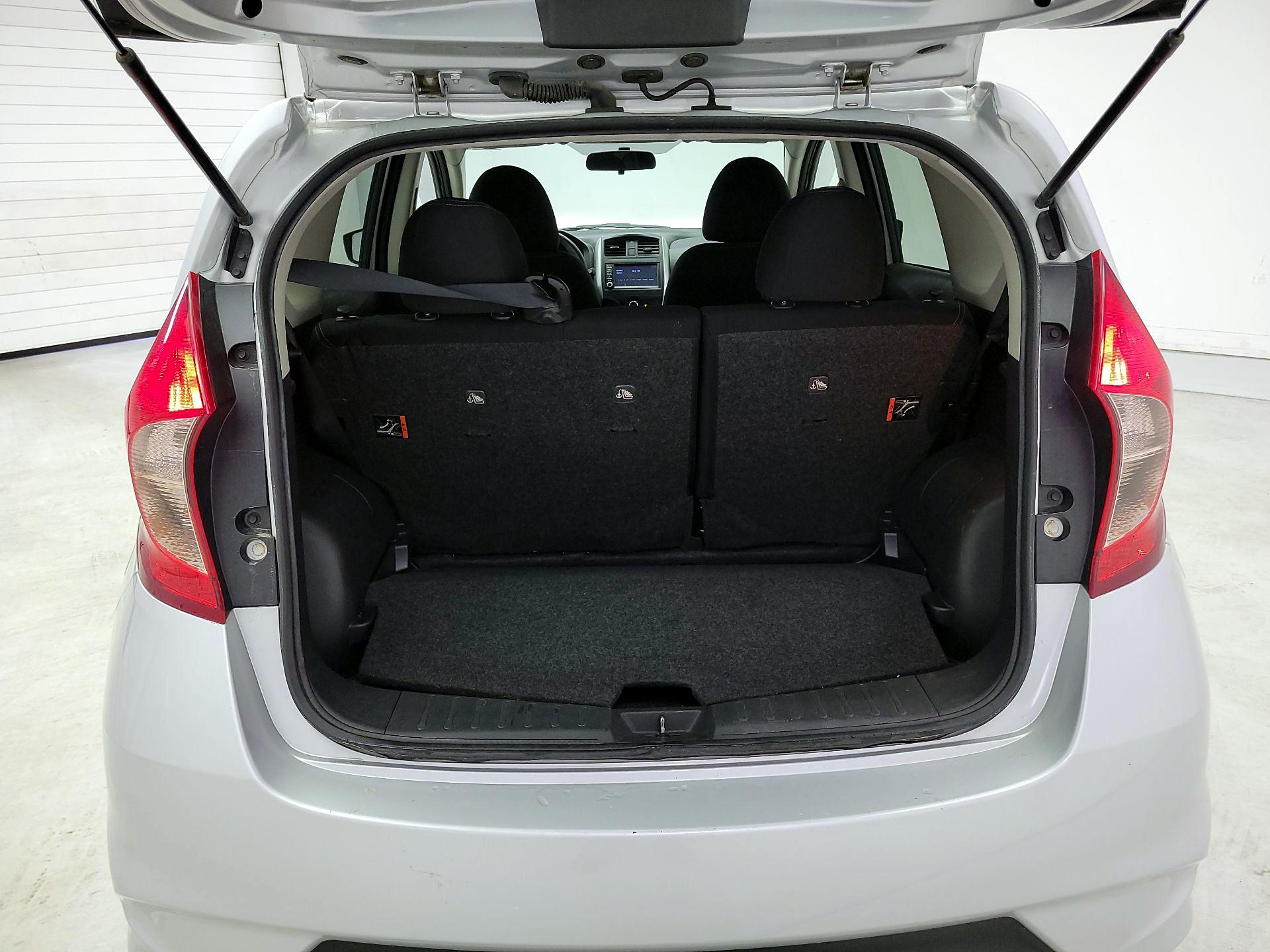 Thumbnail: 2019 Nissan Versa Note - 18