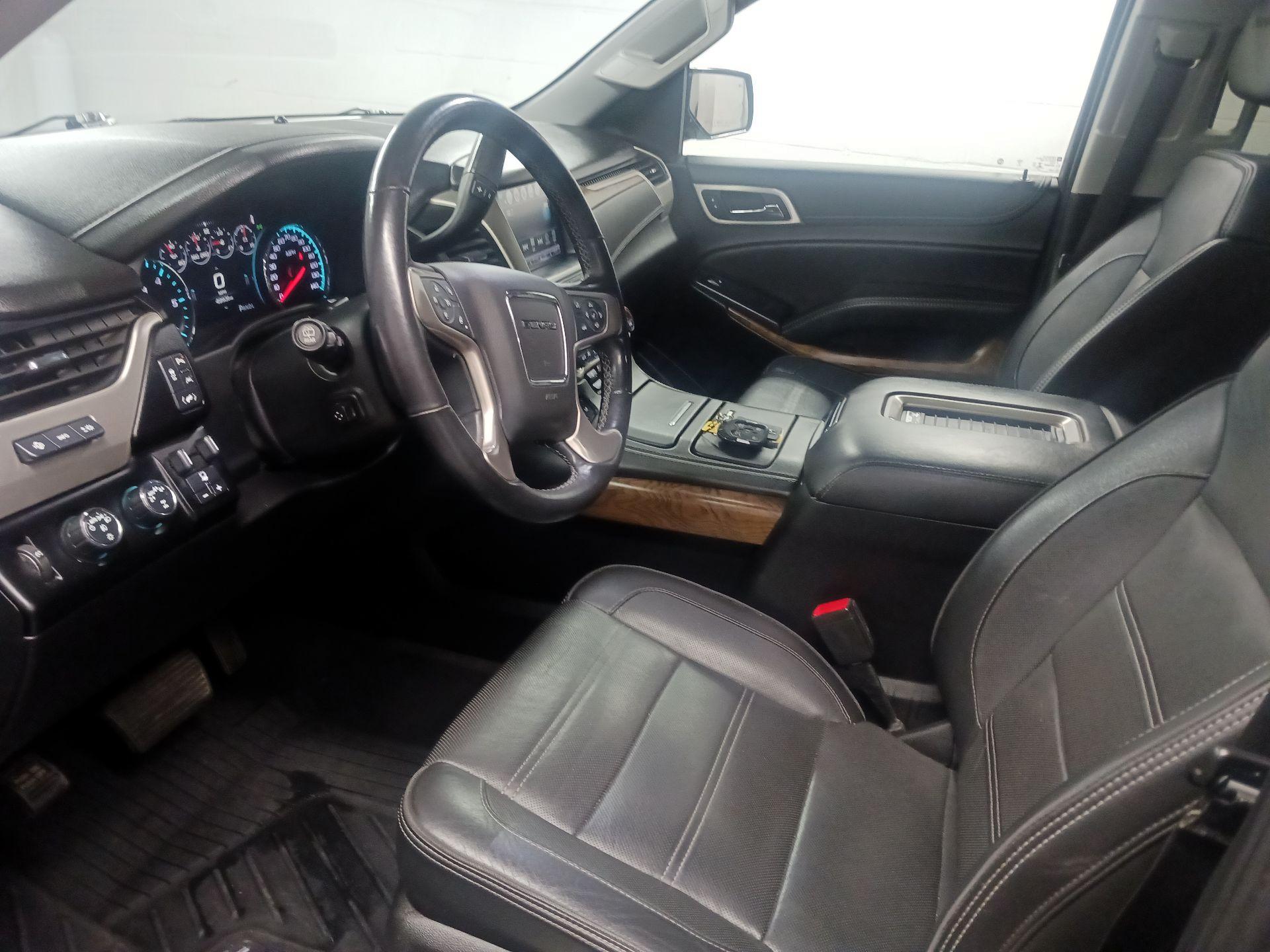 Thumbnail: 2020 GMC Yukon - 11