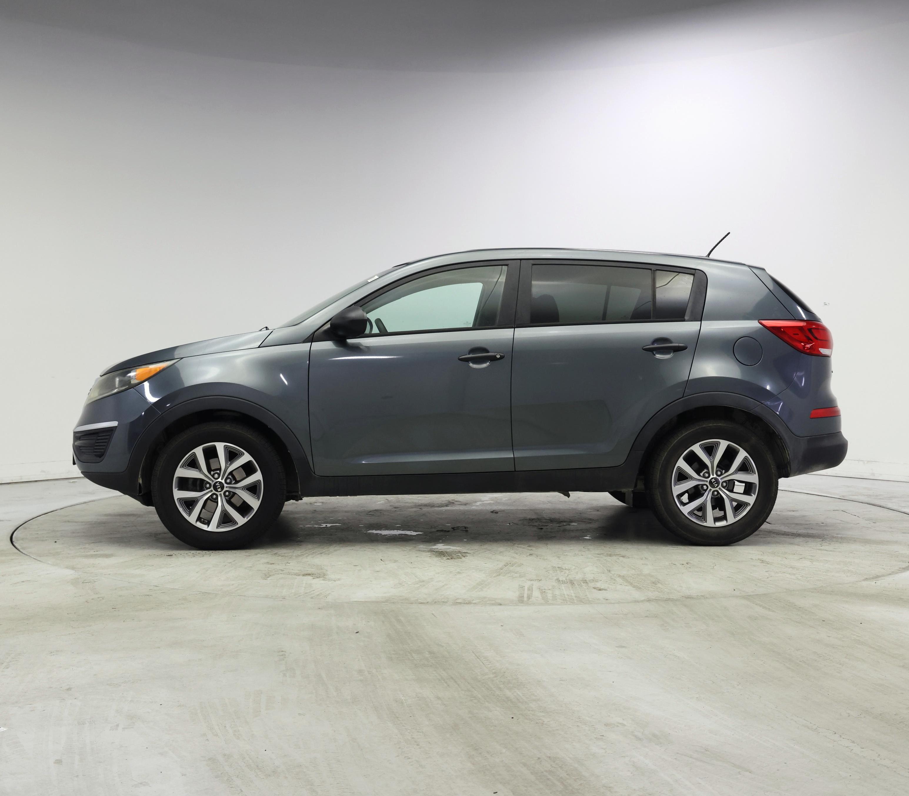 Thumbnail: 2015 Kia Sportage - 3