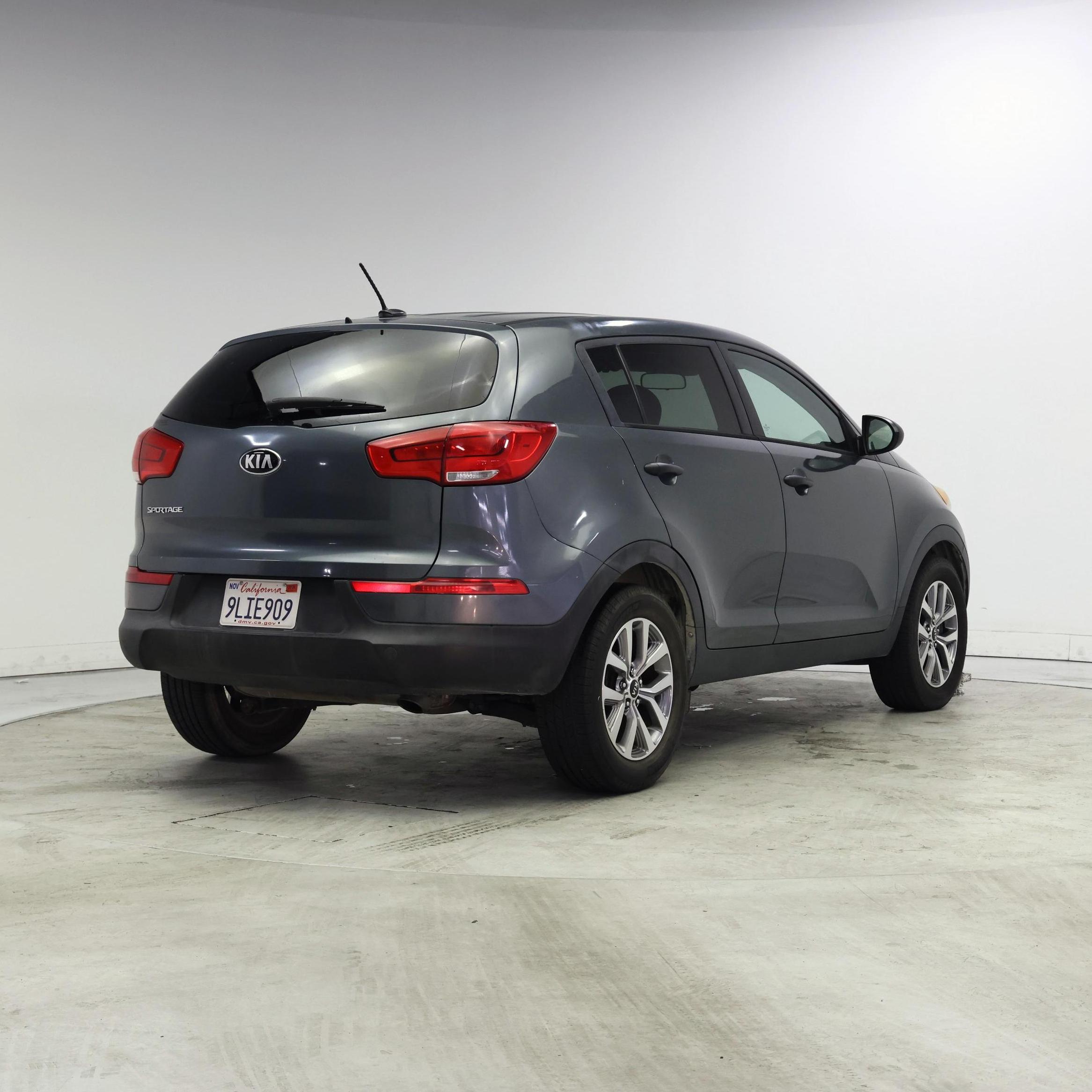 Thumbnail: 2015 Kia Sportage - 8