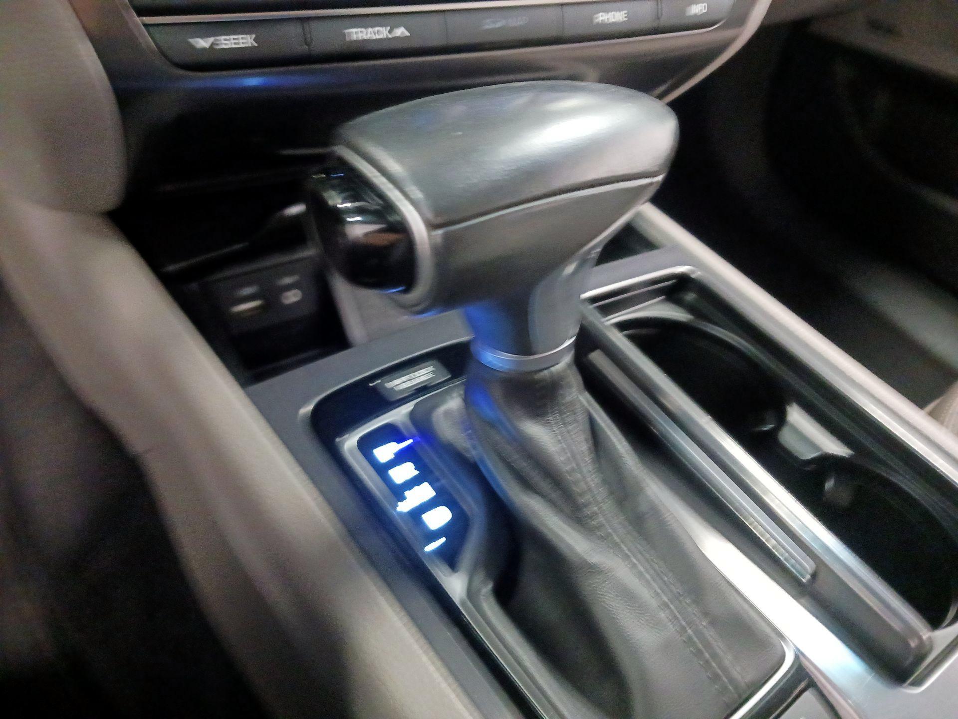 Thumbnail: 2018 Genesis G80 - 15