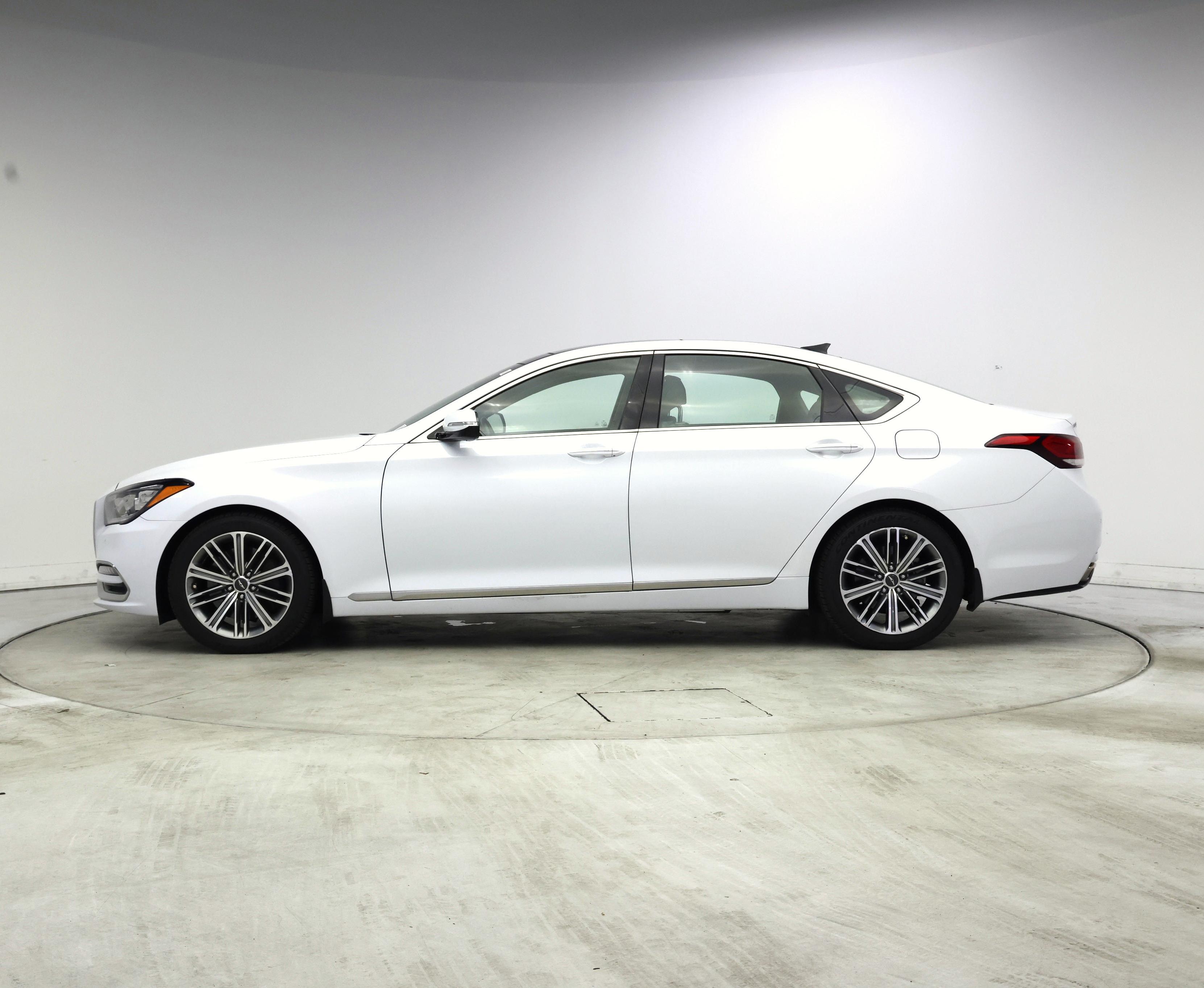 Thumbnail: 2018 Genesis G80 - 3