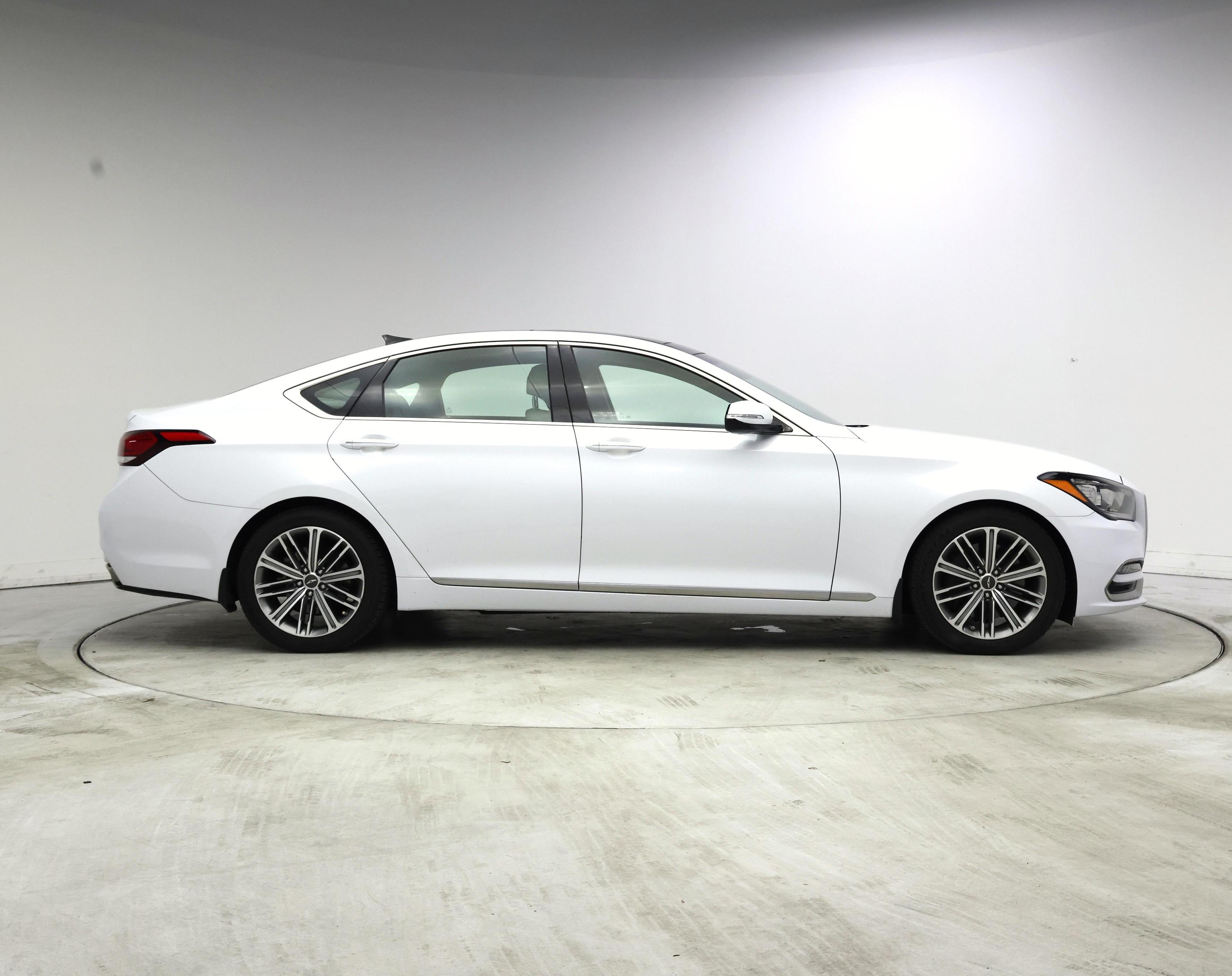 Thumbnail: 2018 Genesis G80 - 7