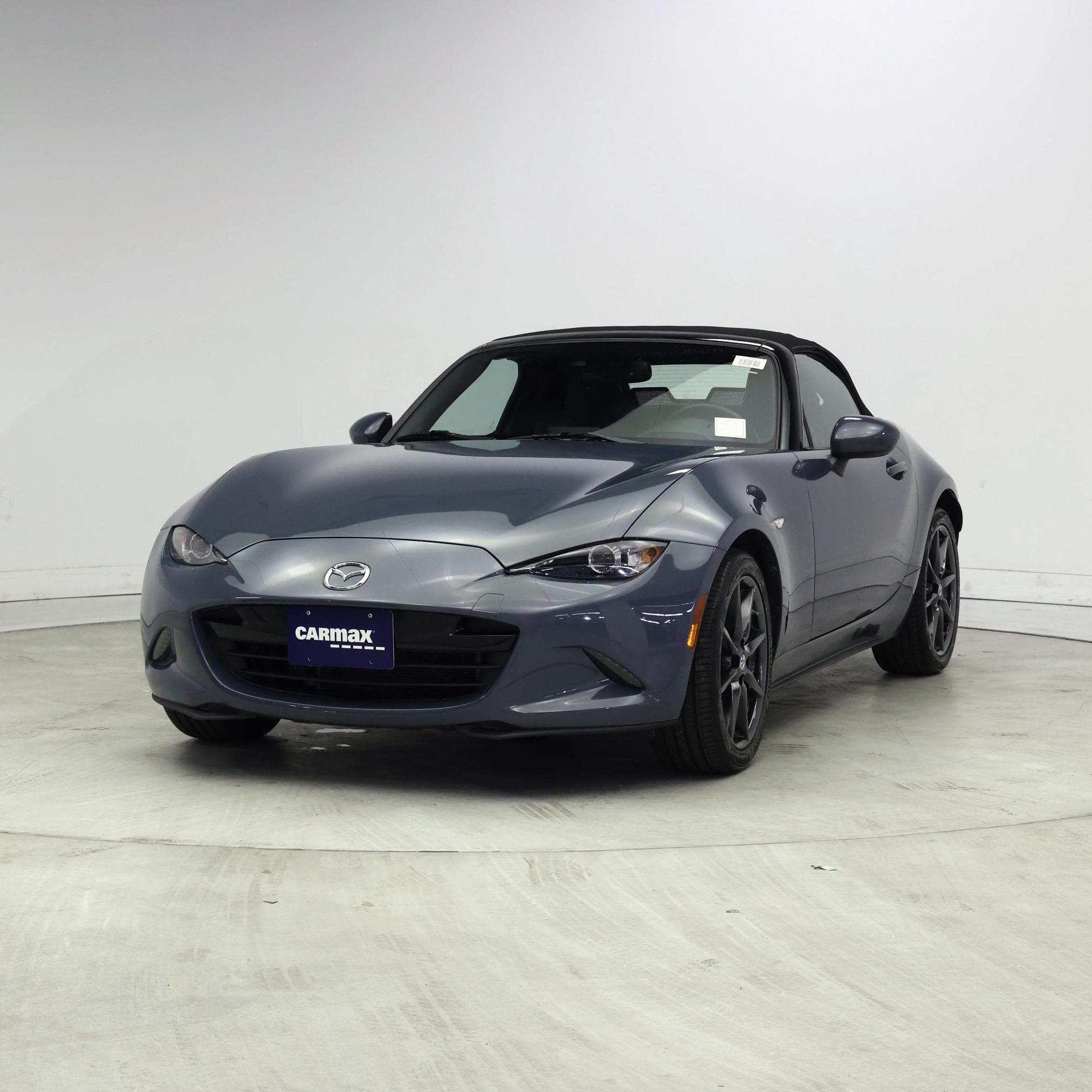 Thumbnail: 2020 Mazda MX-5 Miata - 4