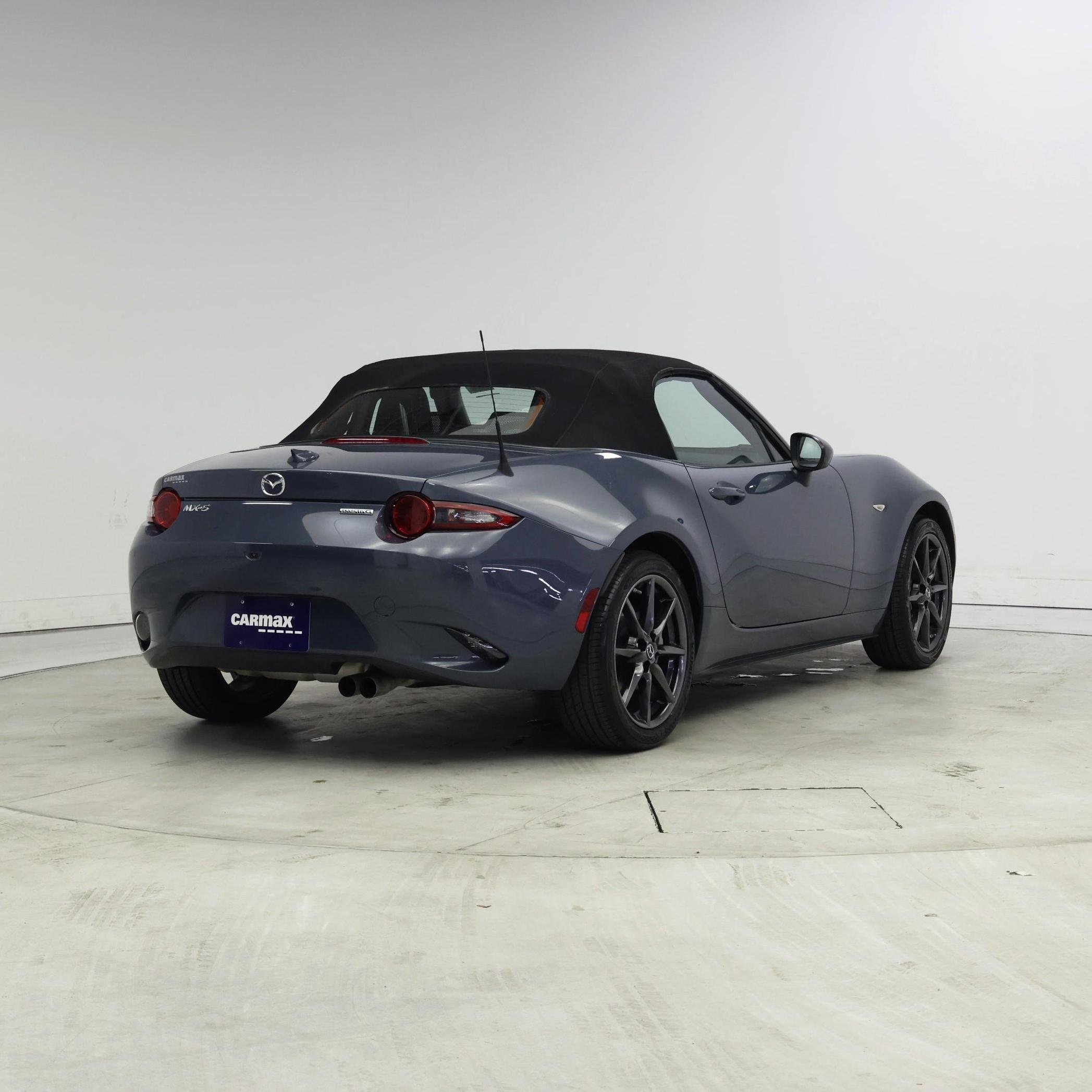 Thumbnail: 2020 Mazda MX-5 Miata - 8