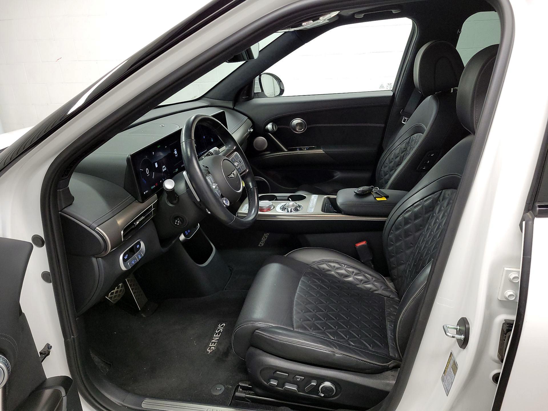 Thumbnail: 2023 Genesis GV60 - 11