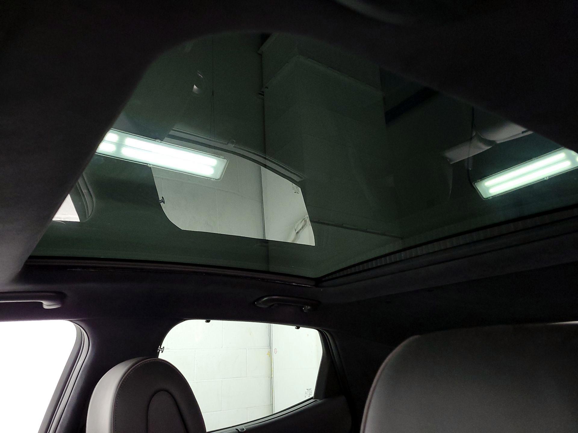 Thumbnail: 2023 Genesis GV60 - 20