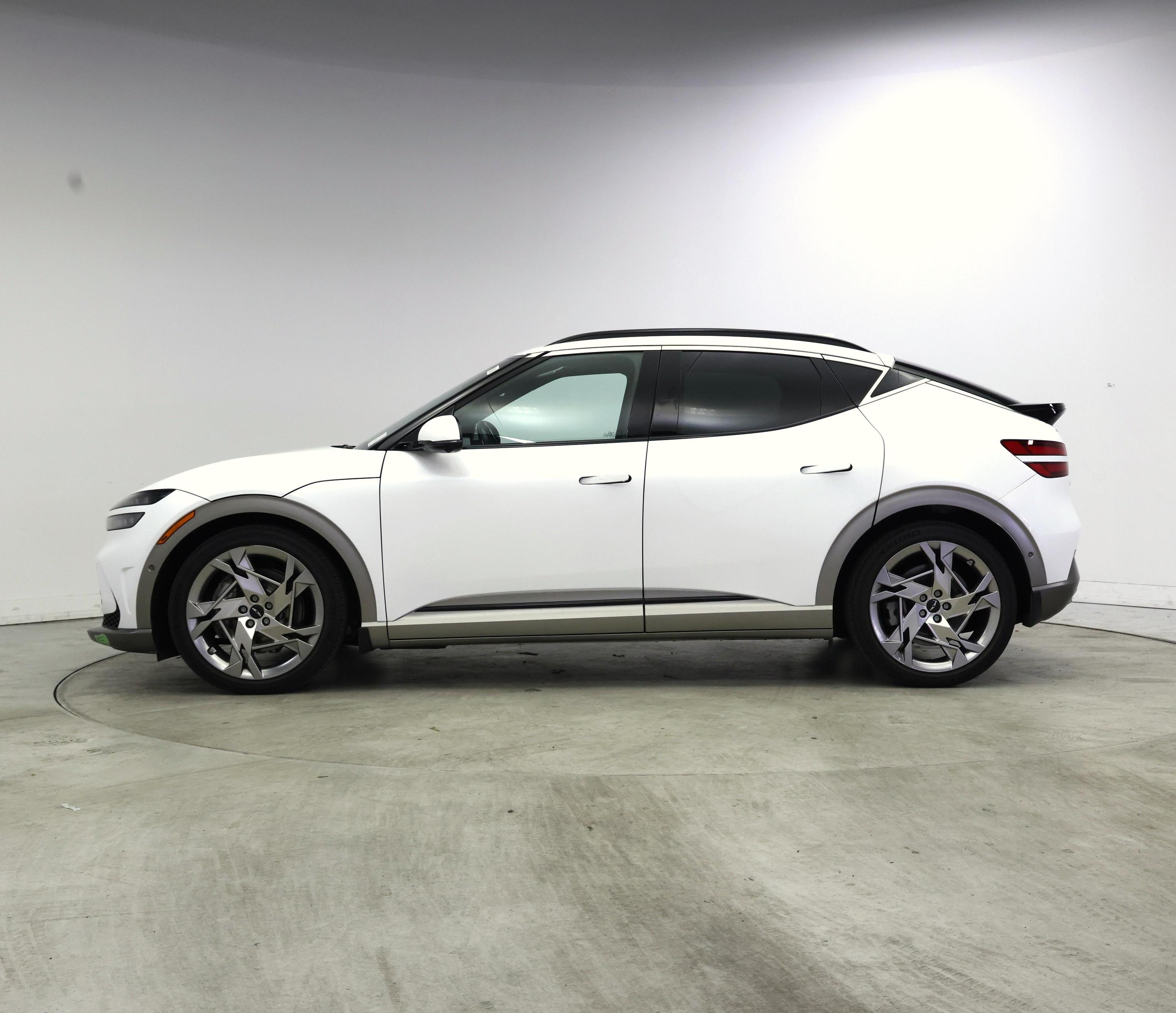 Thumbnail: 2023 Genesis GV60 - 3