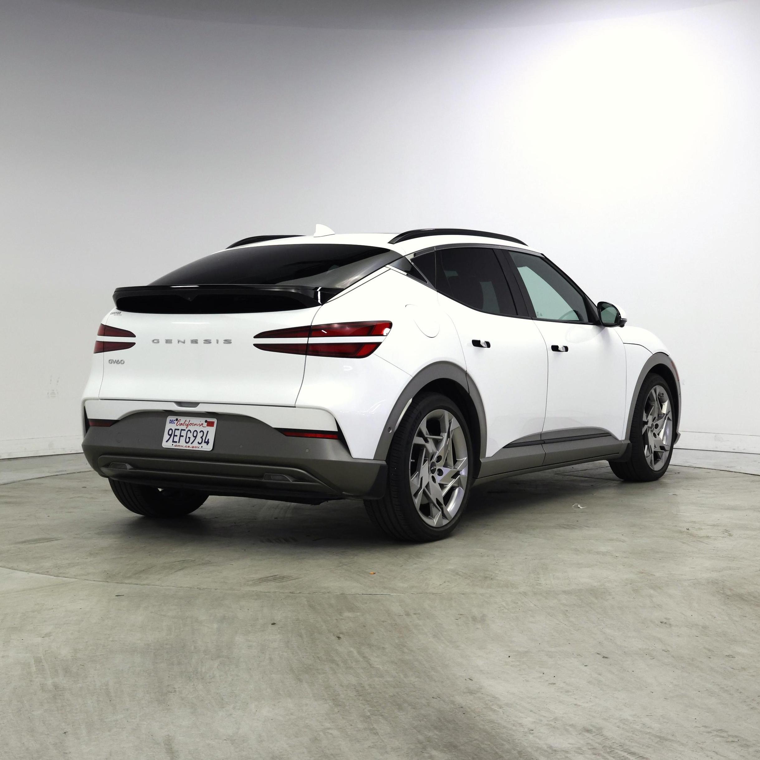 Thumbnail: 2023 Genesis GV60 - 8